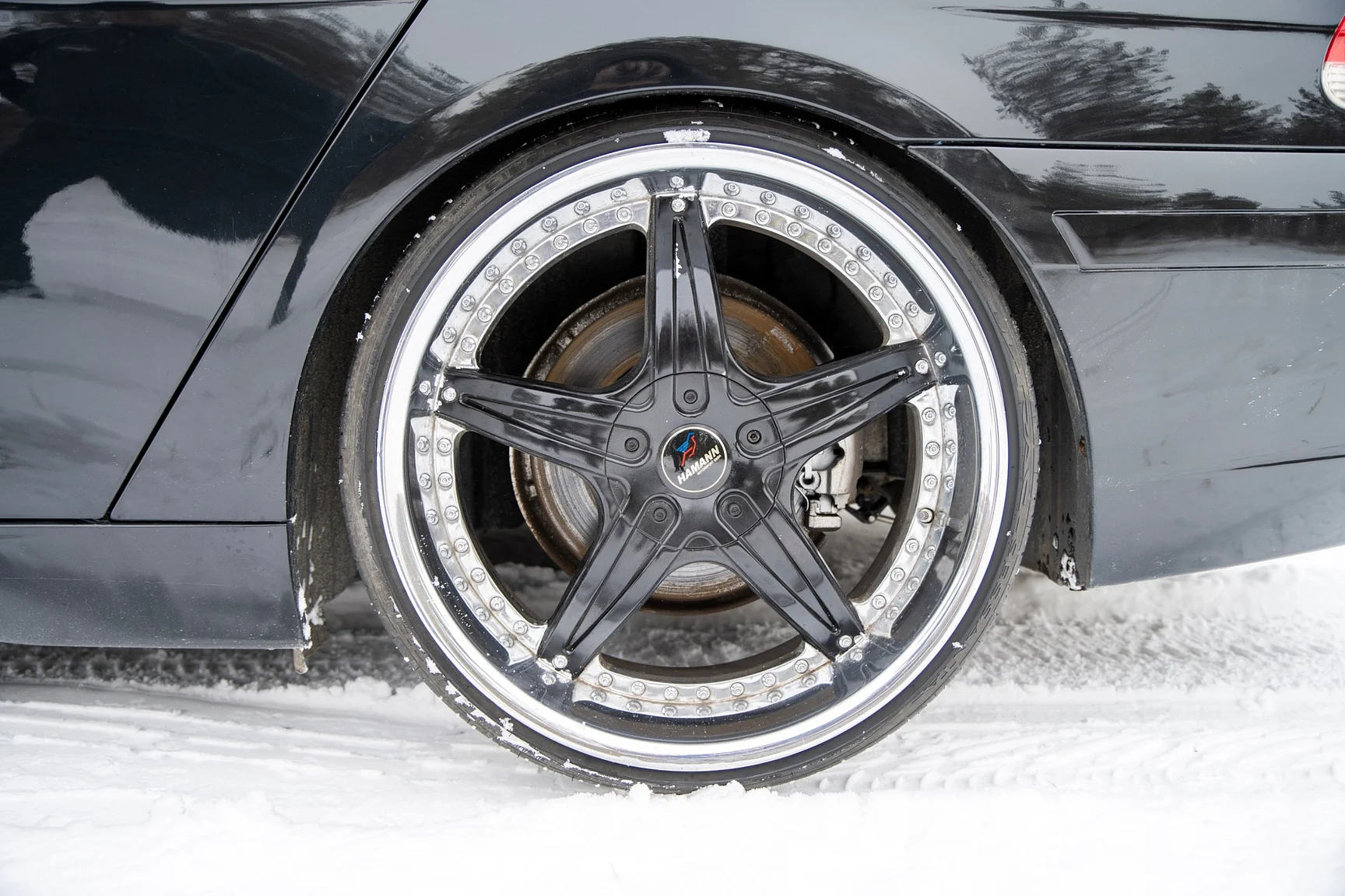 Exteriörbild på 2002 BMW  745 iA (25)