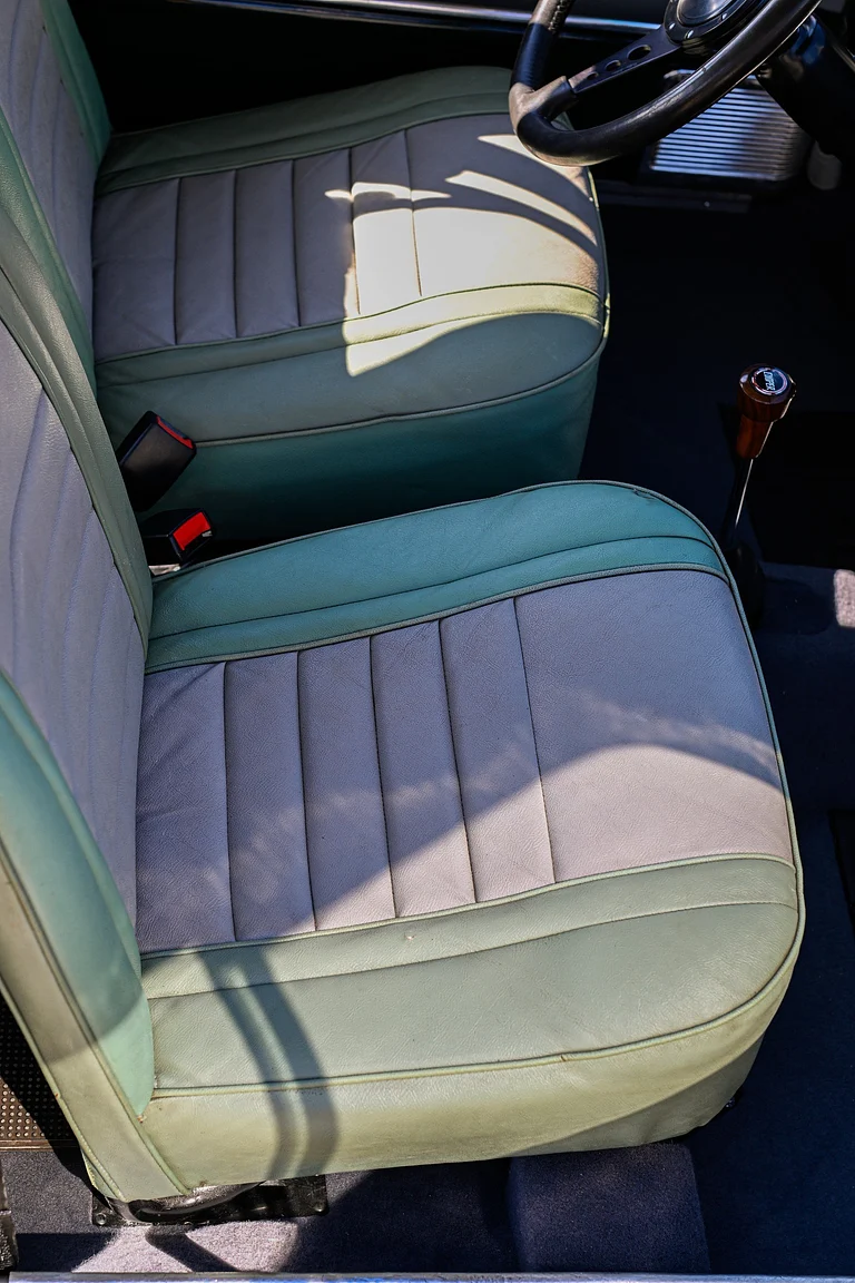 Interior image of 1965 BMC Cooper S 1290 (15)