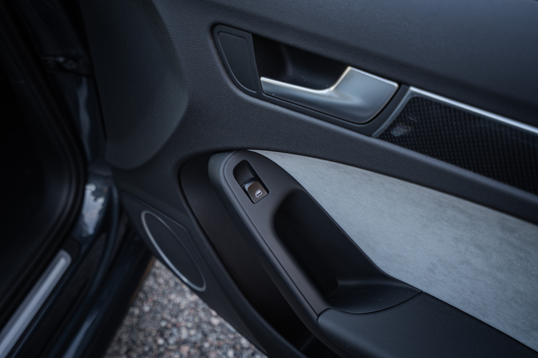 Innenraumfoto von 2011 Audi S4 (43)