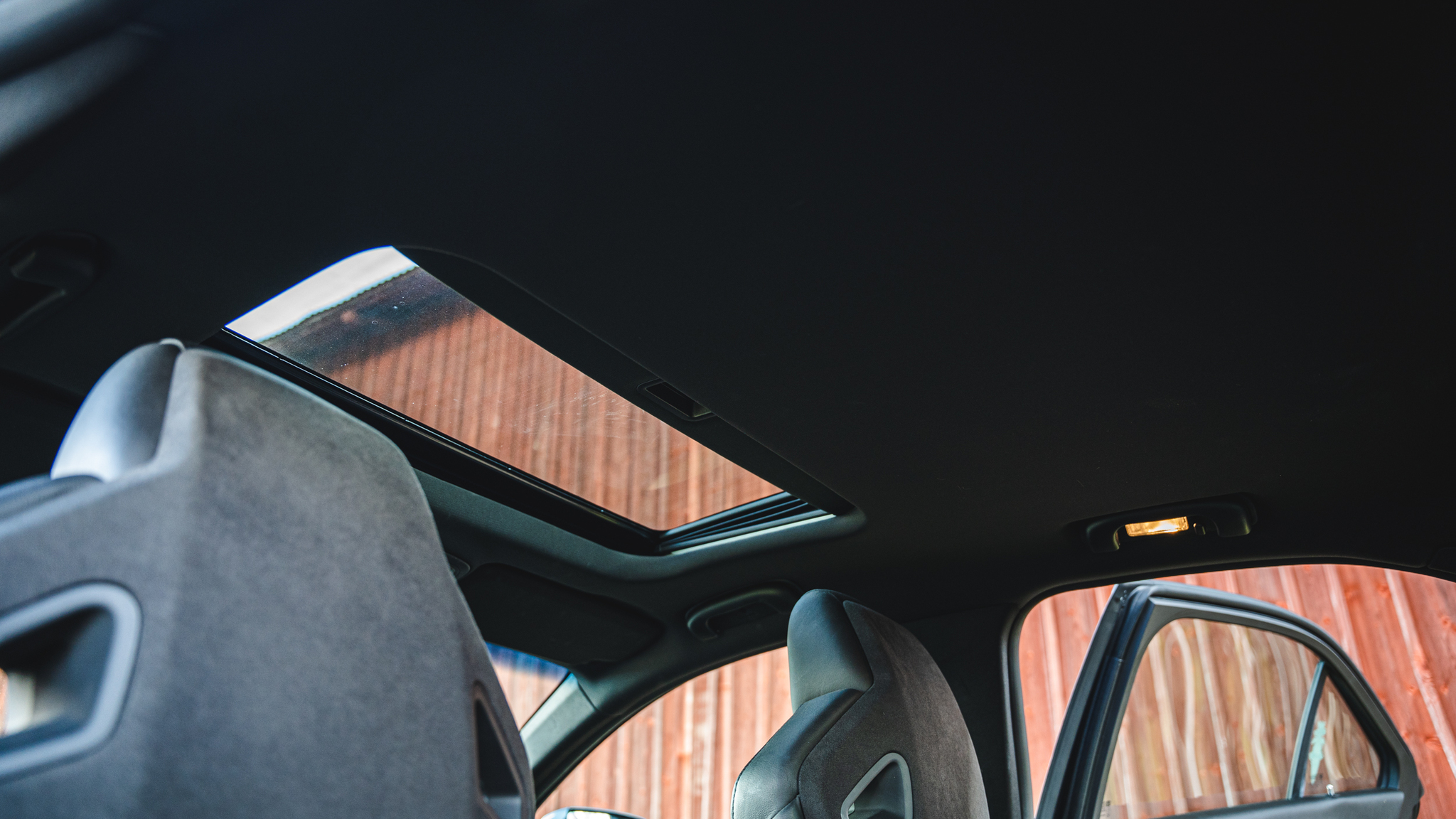 Interior image of 2016 Cadillac ATS-V (63)