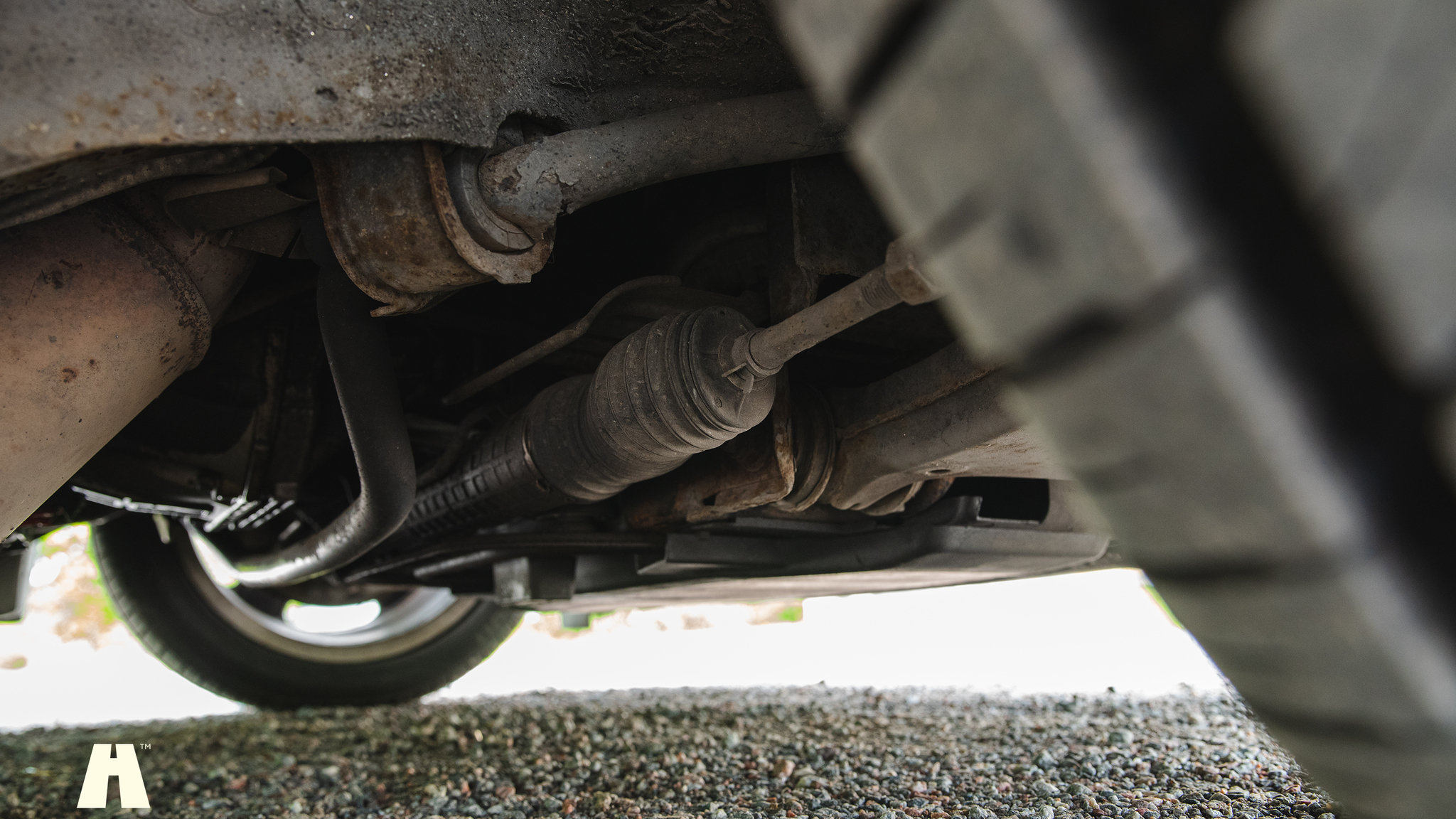 Image of 2000 Mercedes E430 mechanics