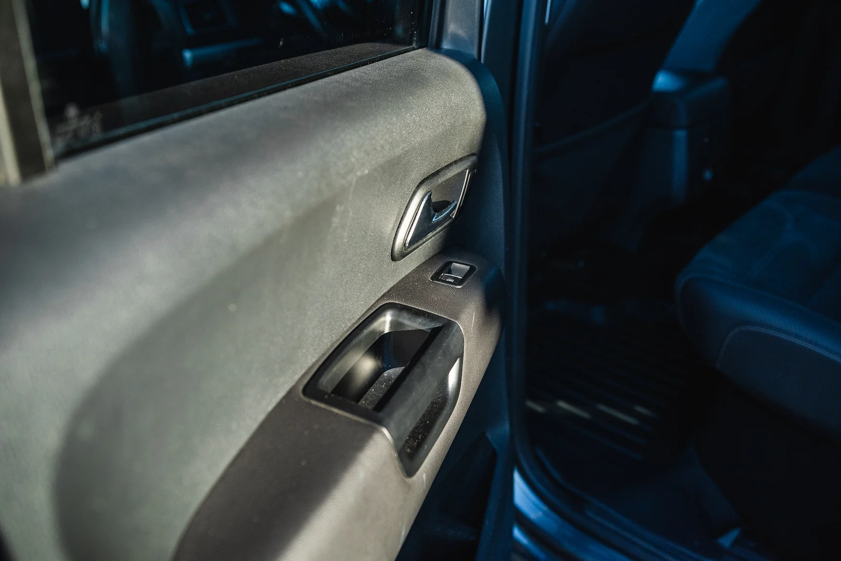 Interior image of 2020 Northea Camper Expedition Volkswagen Amarok (18)