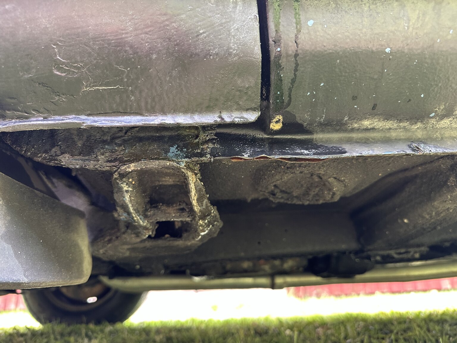 Image of 1986 Volvo 244 mechanics