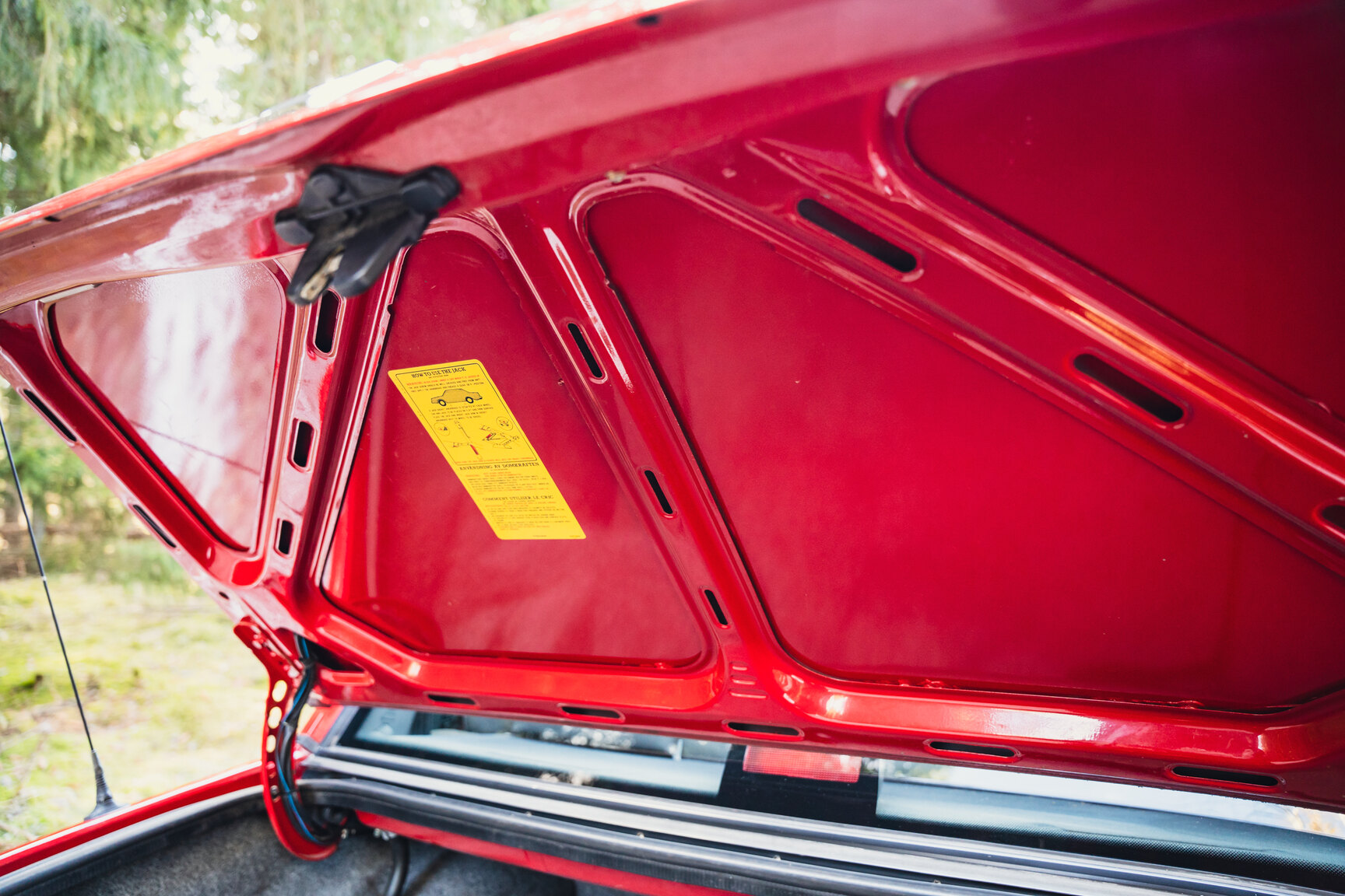 Innenraumfoto von 1990 VOLVO 740 Turbo