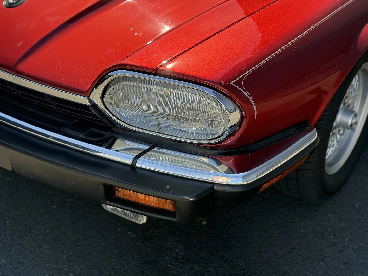 Exterior image of 1993 Jaguar XjS Cabriolet (25)