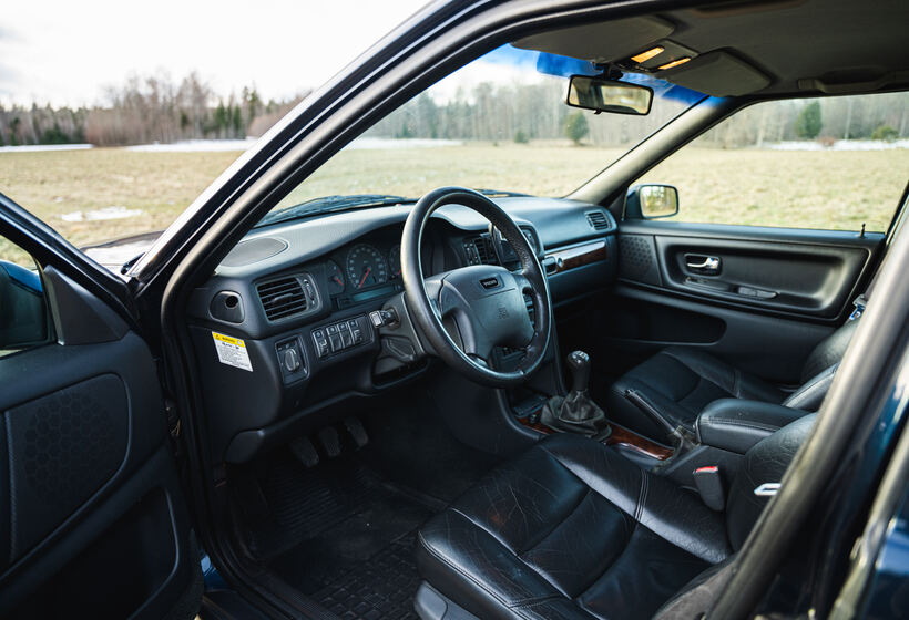 ✨新品✨レア✨VOLVO V70 XC 銀　クロスカントリー VOLVO V70 XC AWD '1999 - YouTube