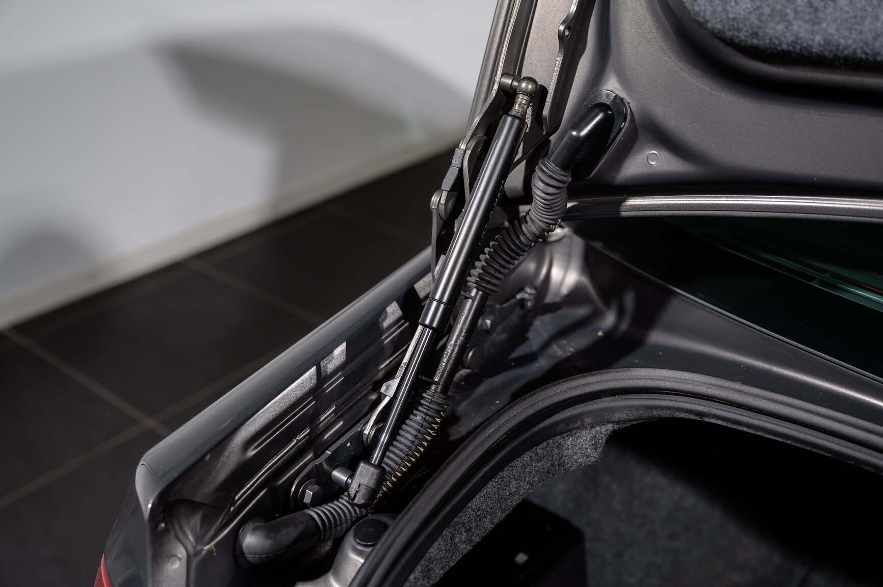 Innenraumfoto von 2005 SAAB 9-5 Aero (65)