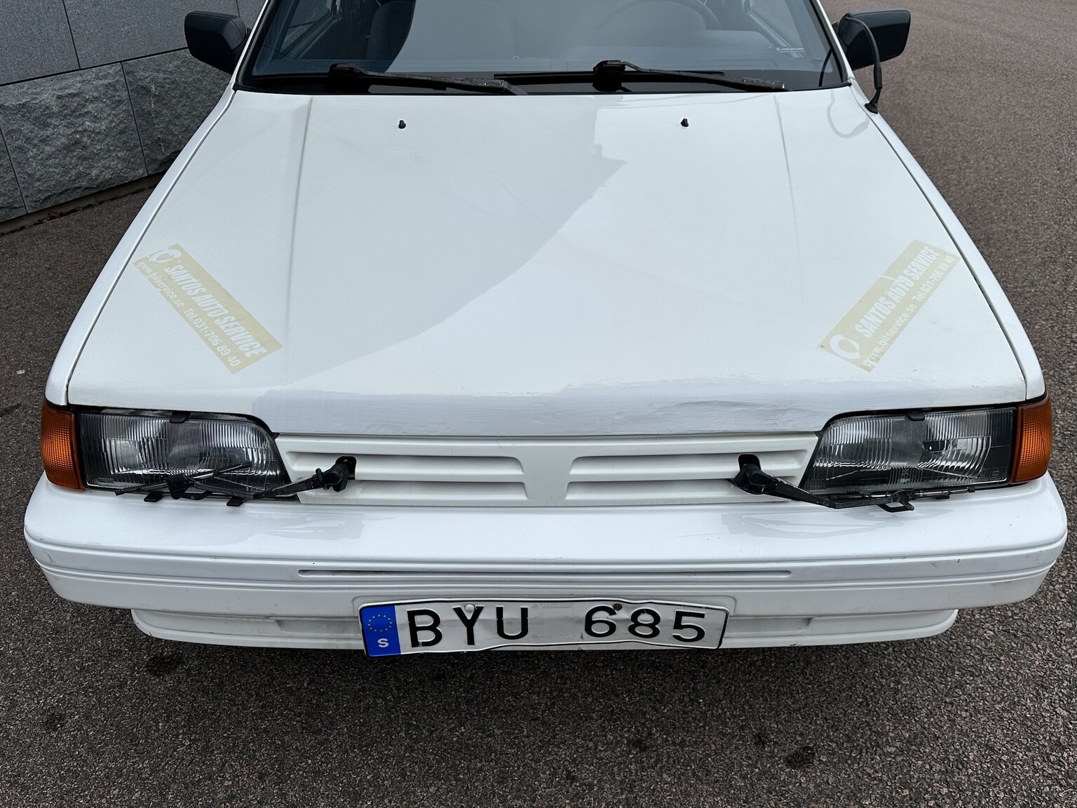 Exterior image of 1988 Nissan Sunny (25)