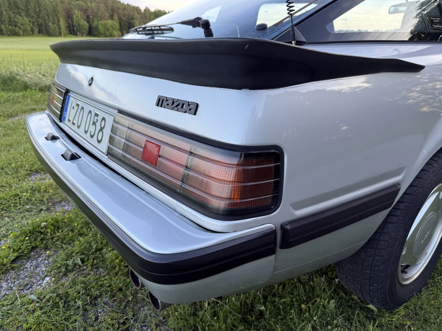 Exteriörbild på 1983 Mazda RX-7 (50)