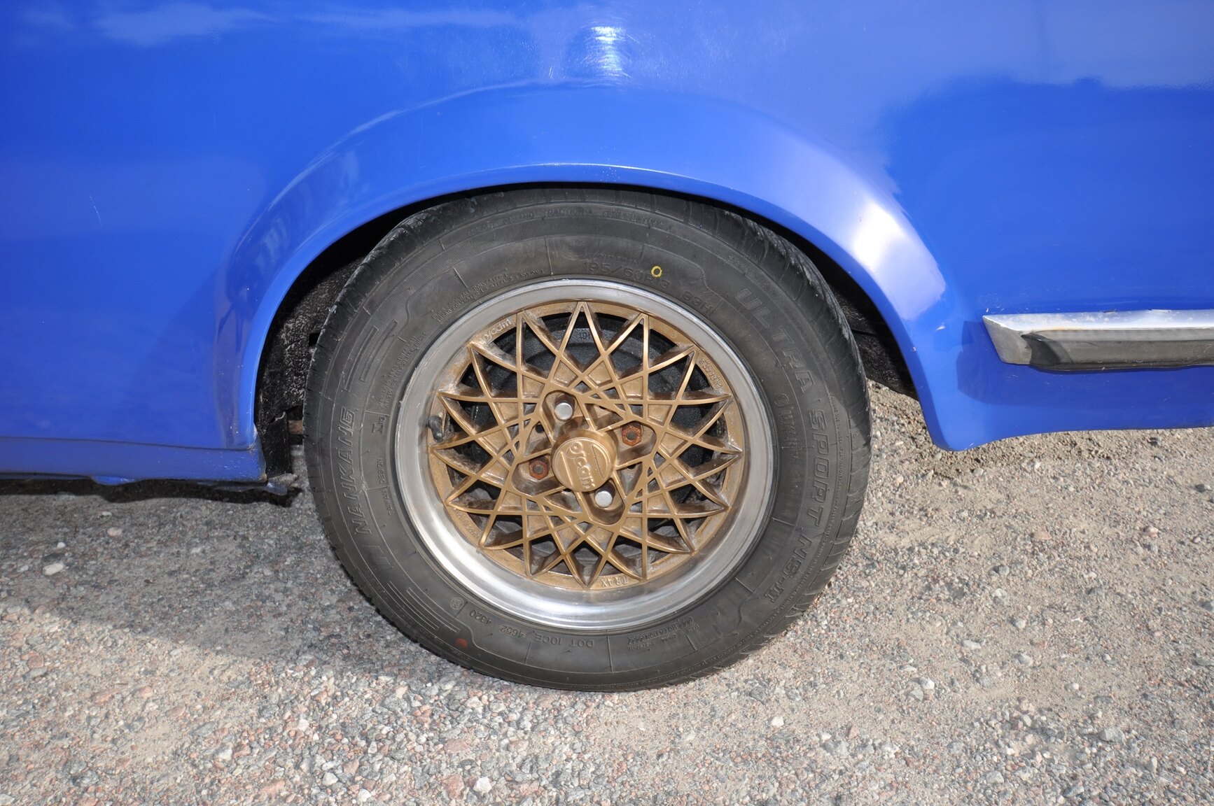 Aussenfoto 1975 BMW 2002 Tii