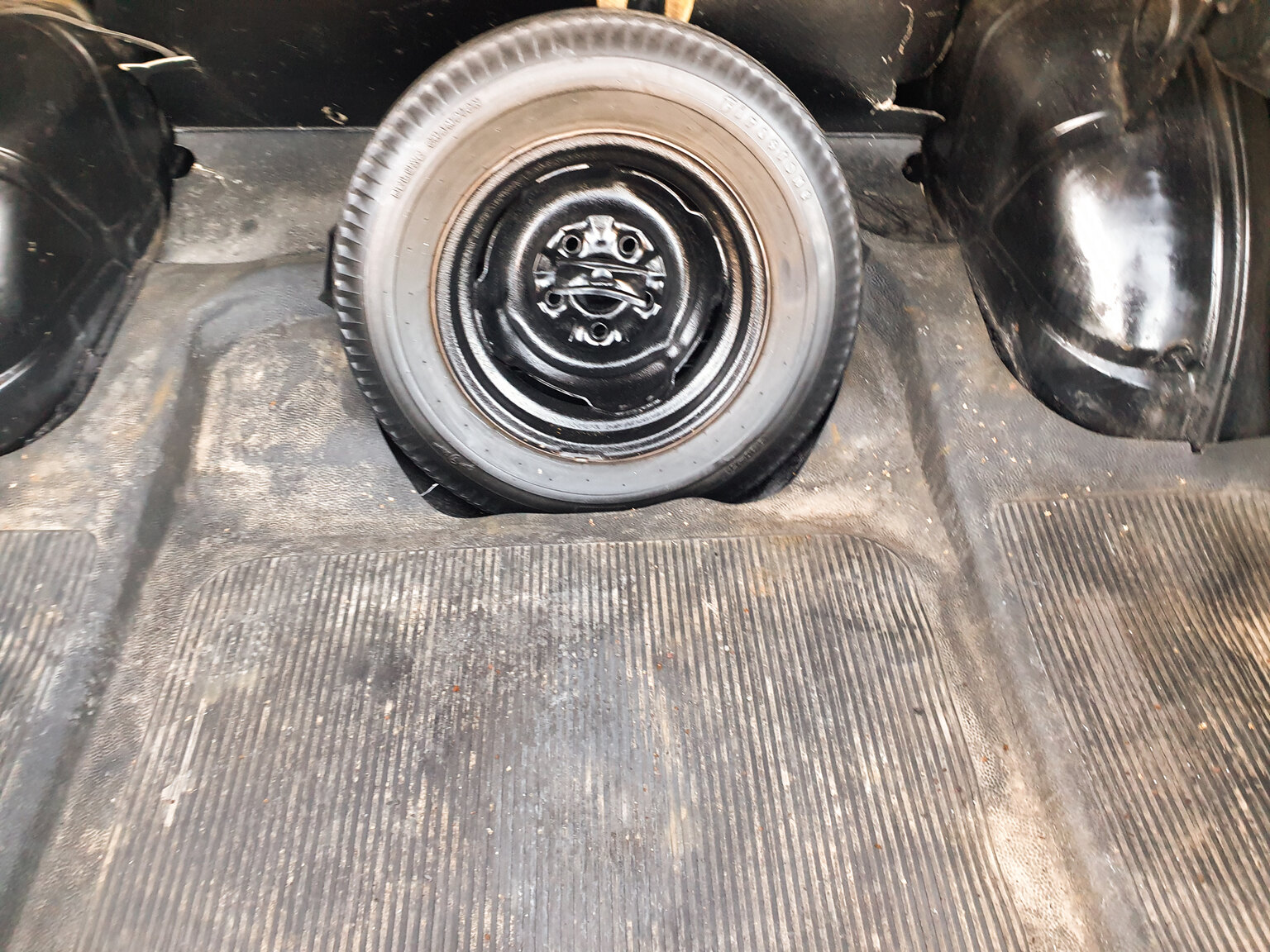 Interior image of 1964 Ford Taunus 17 M Super