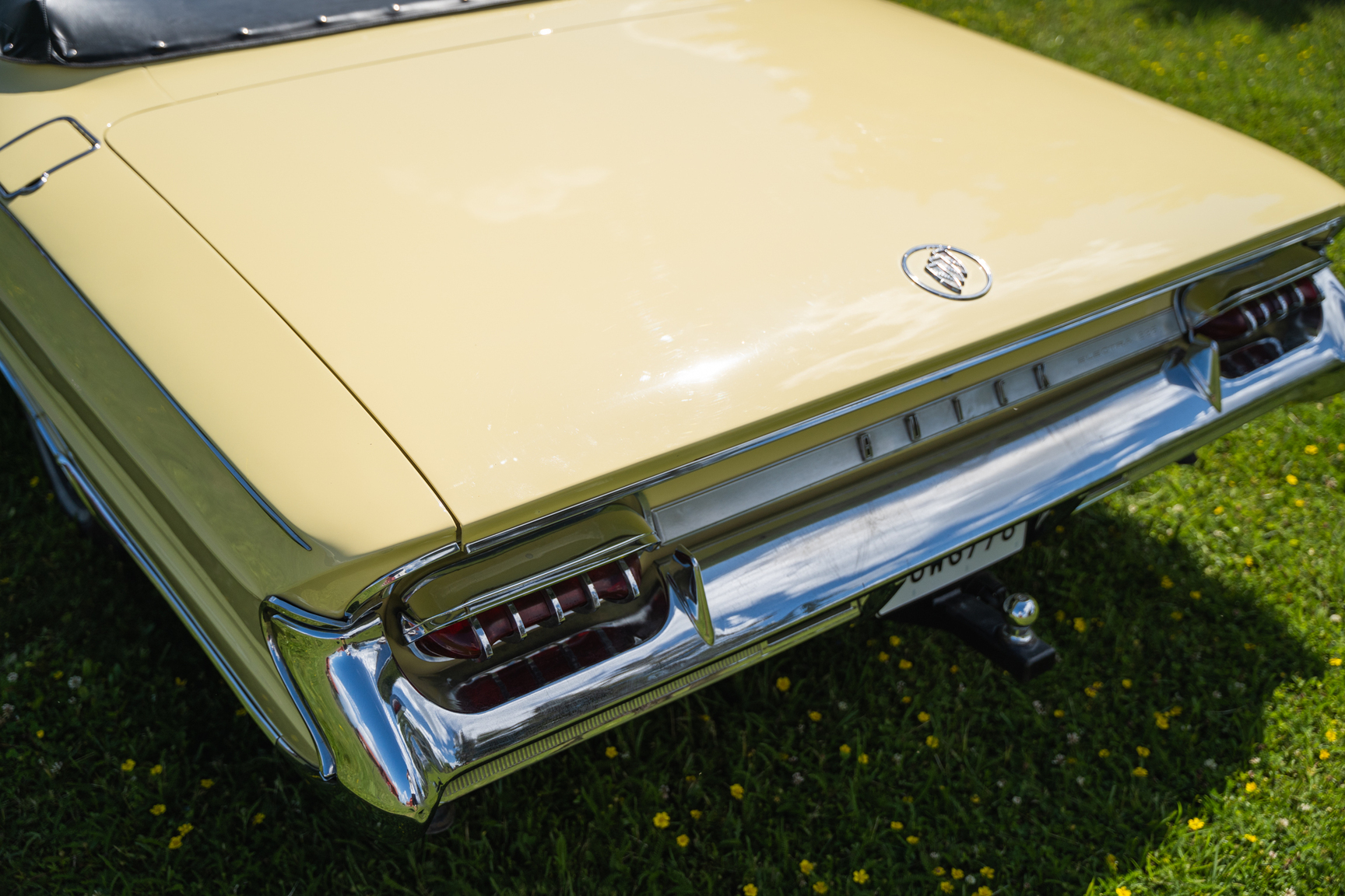 Exteriörbild på 1961 Buick Electra 225 cab (22)