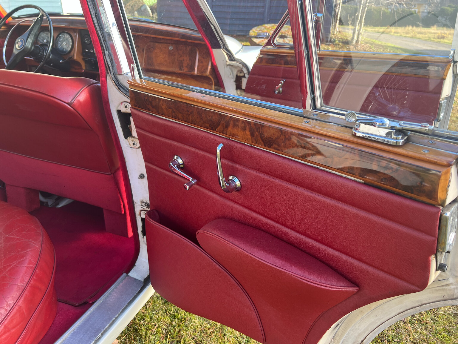 Interior image of 1963 Jaguar Mark II 3.8 Litre