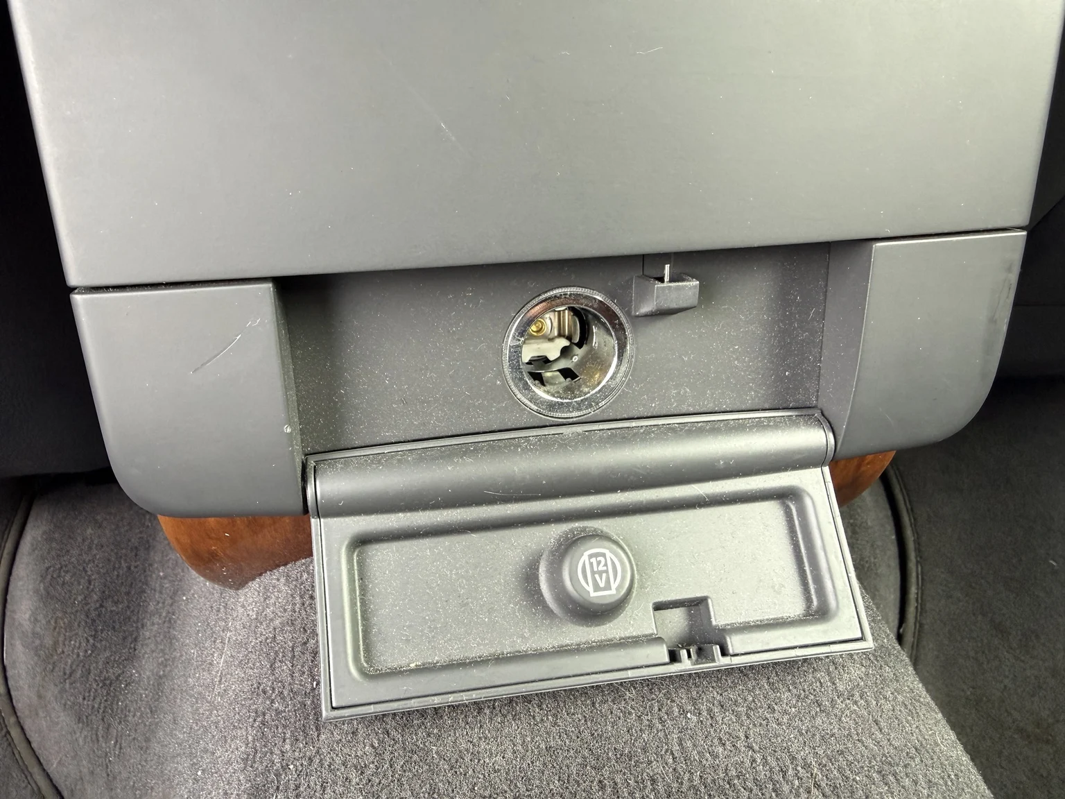 Interior image of 2013 Volkswagen Phaeton 3.0 TDI (62)