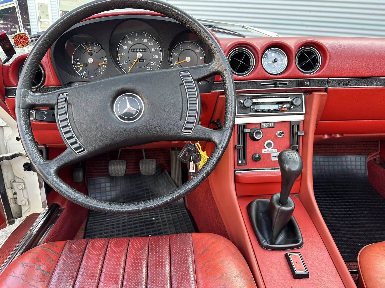 Interiörbild 1972 Mercedes-Benz 350 SL
