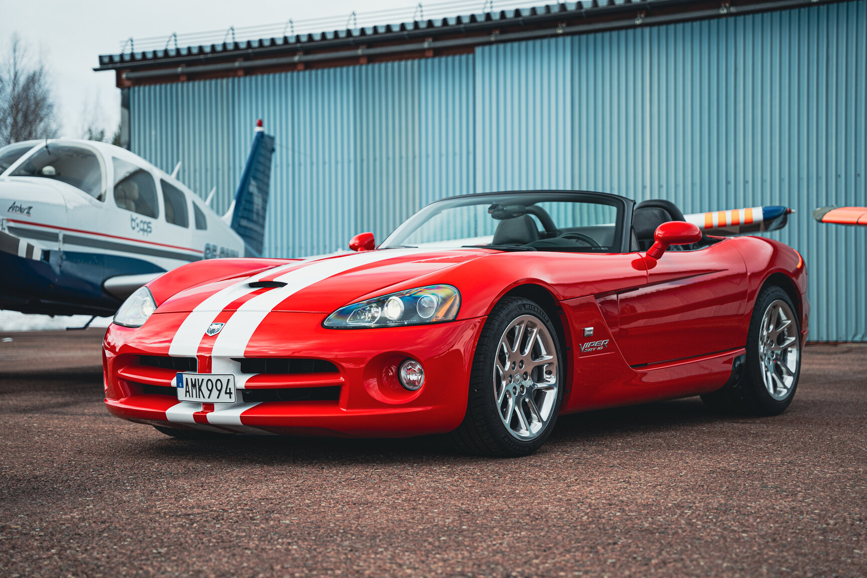 Exteriörbild på 2003 Dodge Viper SRT-10