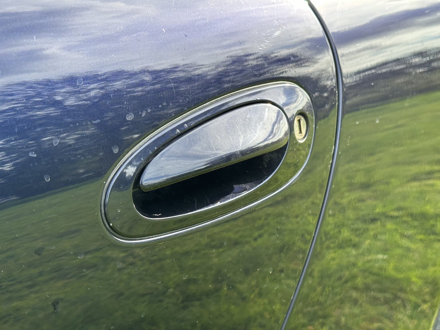 Exteriörbild på 1999 Porsche 911 Carrera