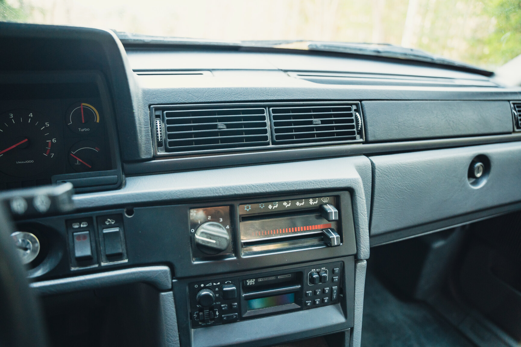 Interiörbild 1990 VOLVO 740 Turbo