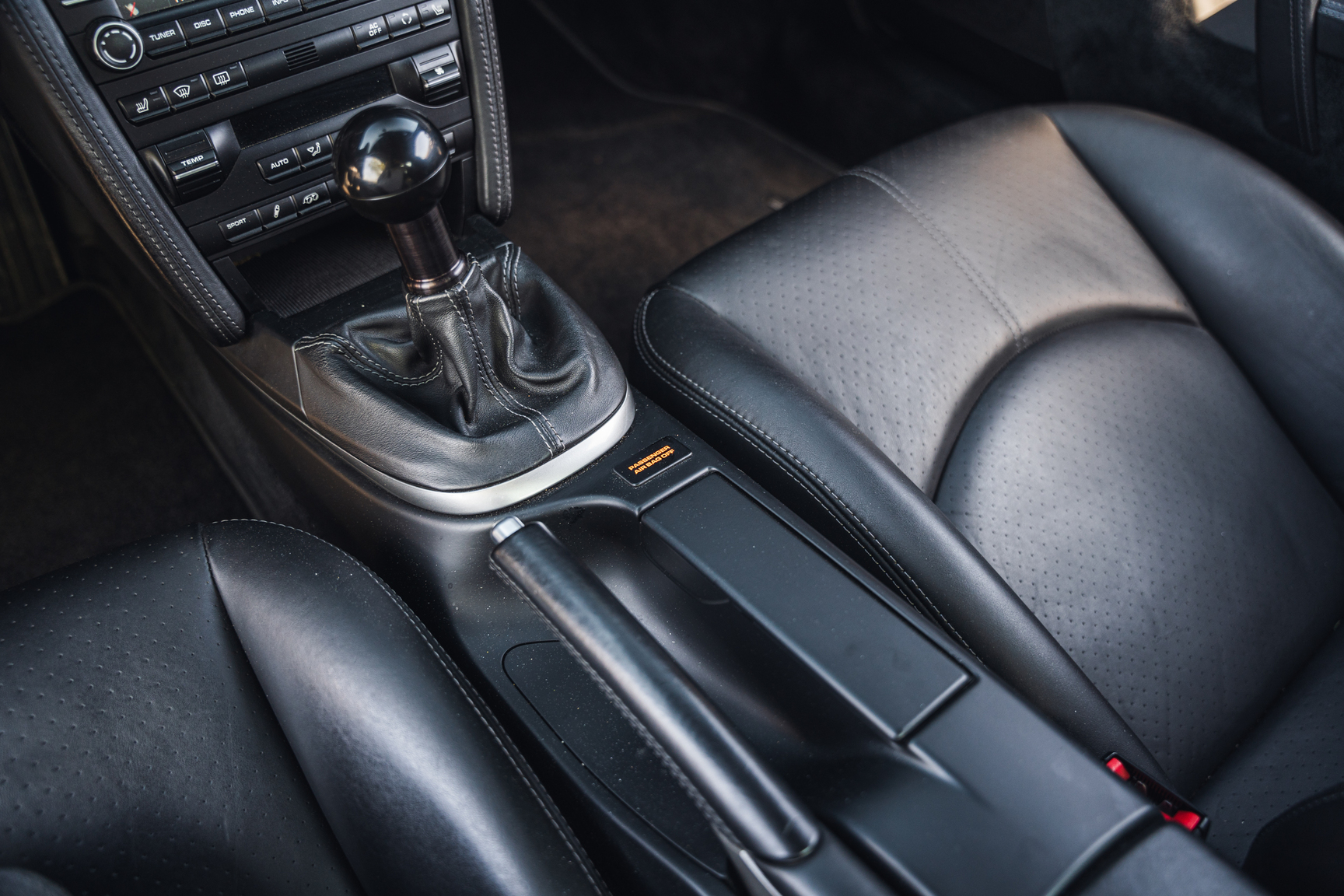 Interiörbild 2009 Porsche 997.2 C2S Manuell