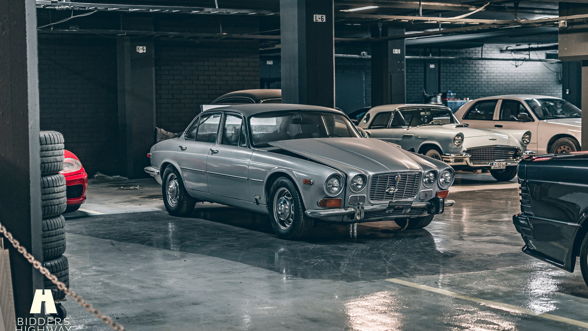 Exteriörbild på 1972 Jaguar XJ6 Project