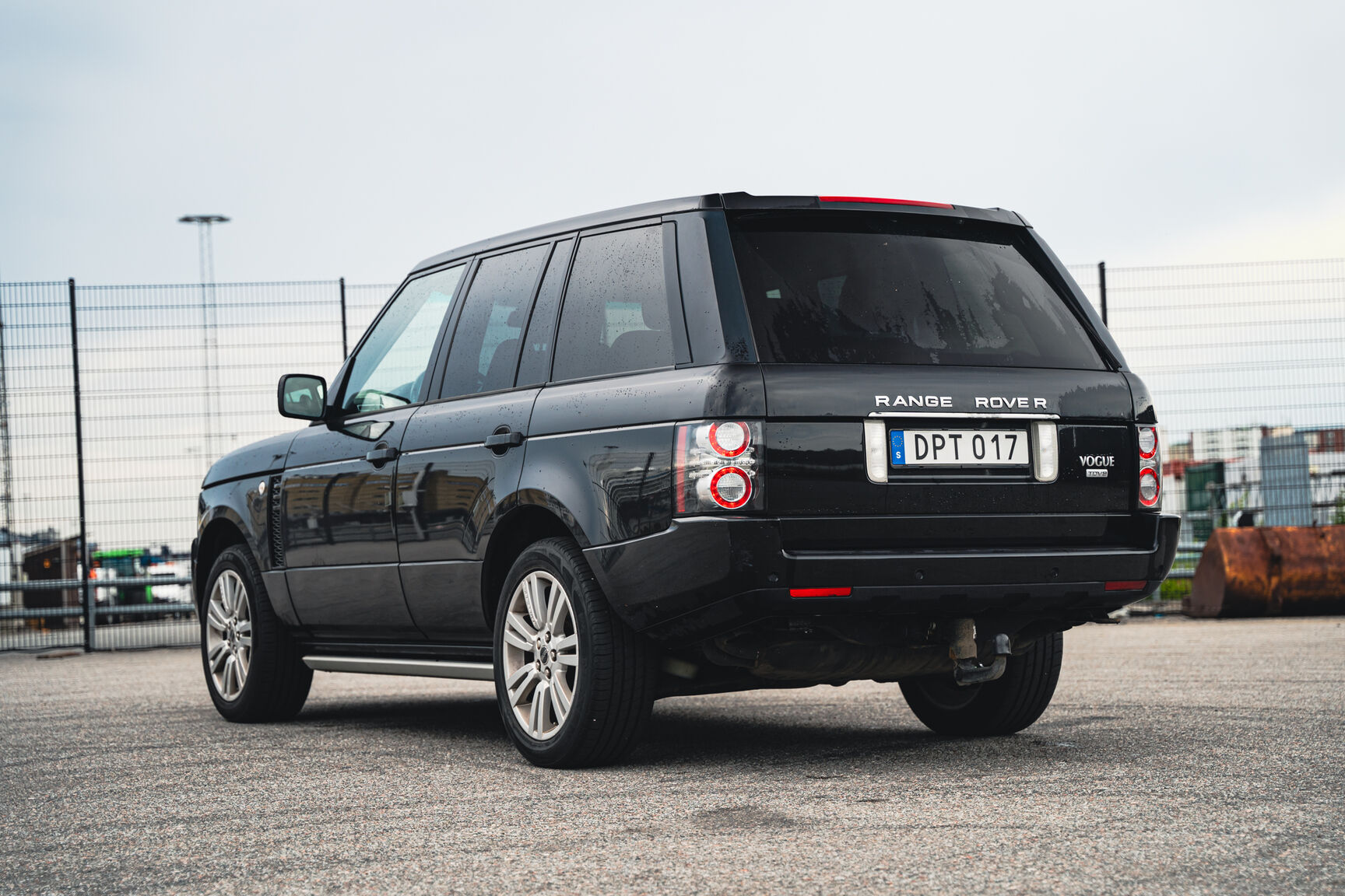 Exteriörbild på 2012 Range Rover TDV8 Vouge