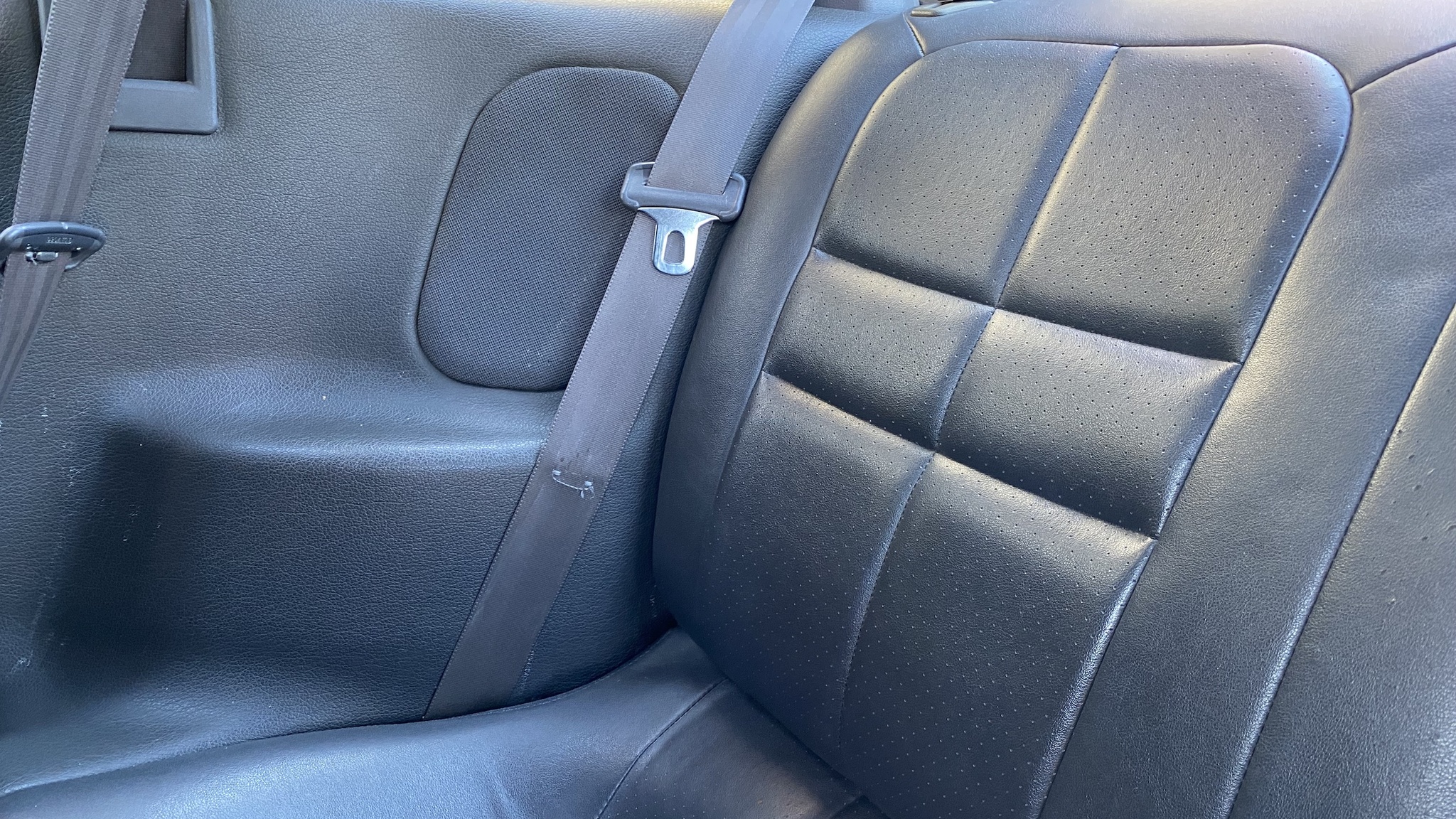 Interior image of 1992 Dodge Stealth (11)