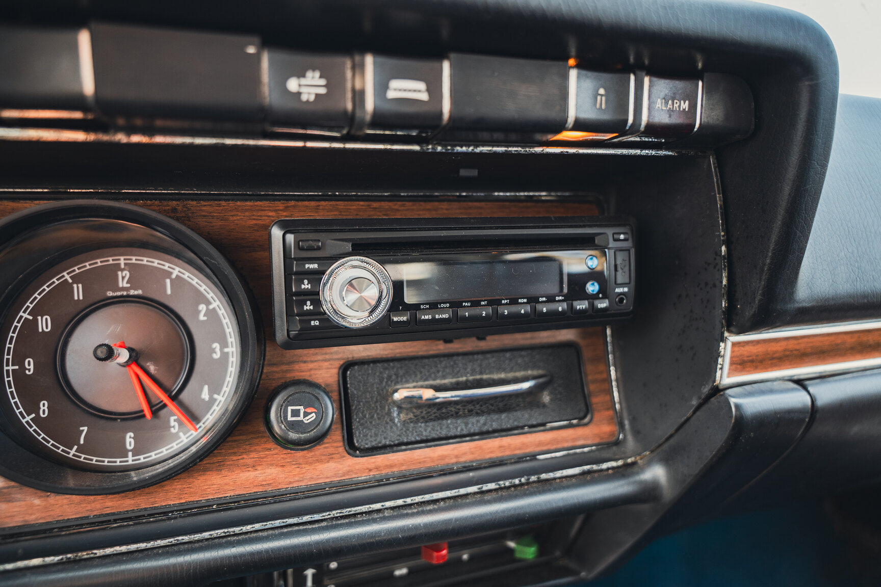 Innenraumfoto von 1973 Opel Diplomat V8