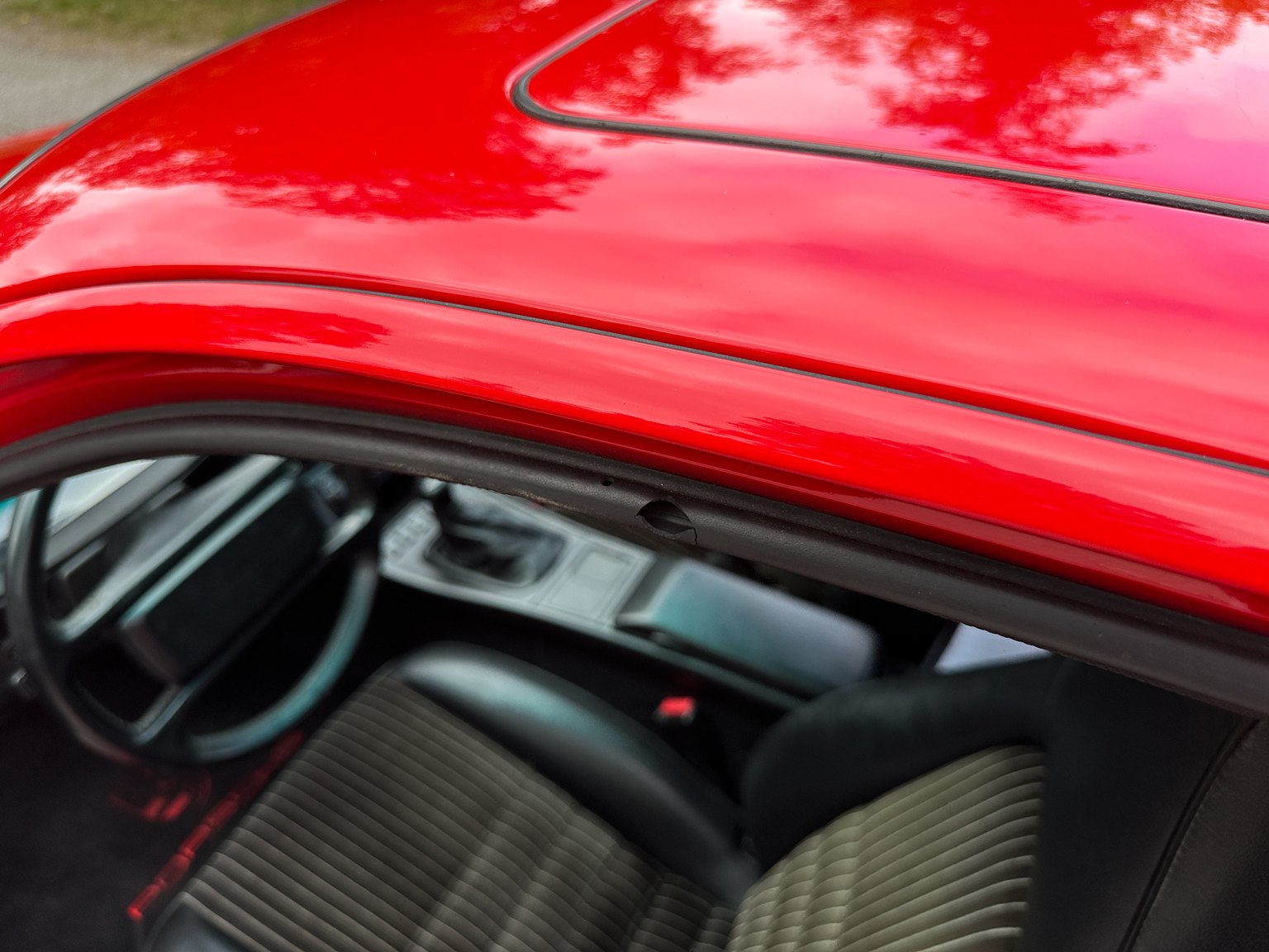 Exterior image of 1988 Porsche 944