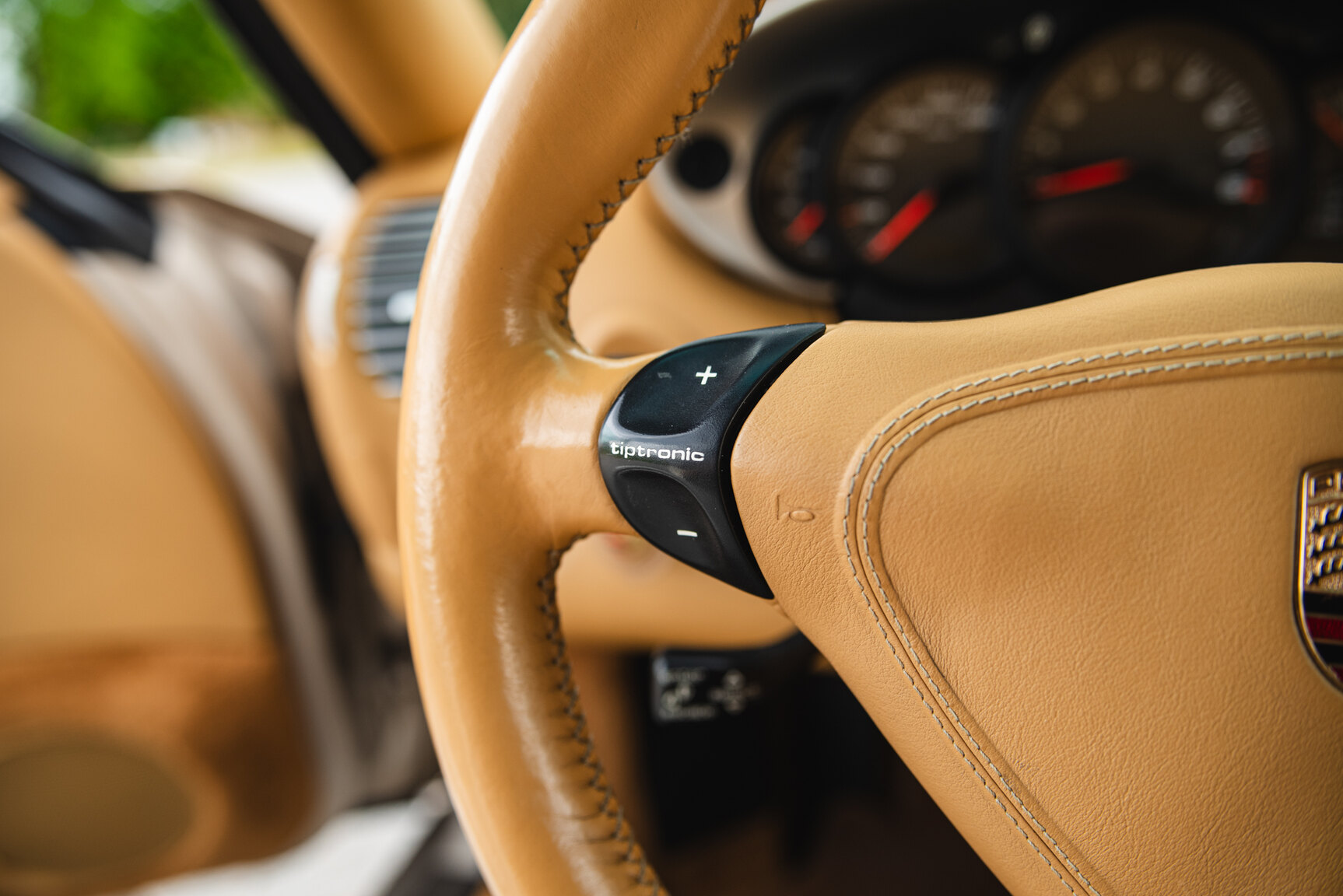 Interior image of 2004 Porsche 911 Carrera 4
