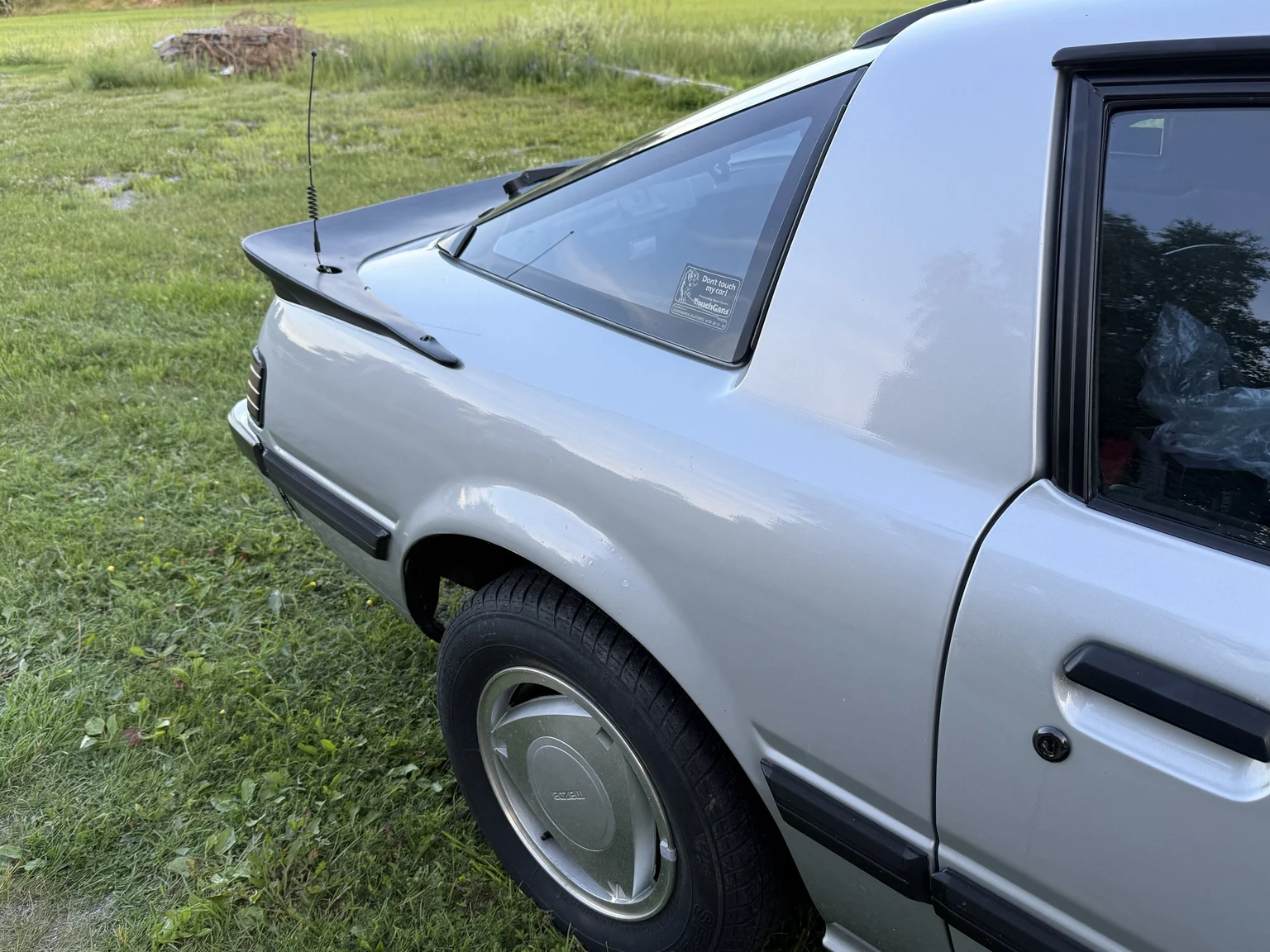 Exteriörbild på 1983 Mazda RX-7 (39)