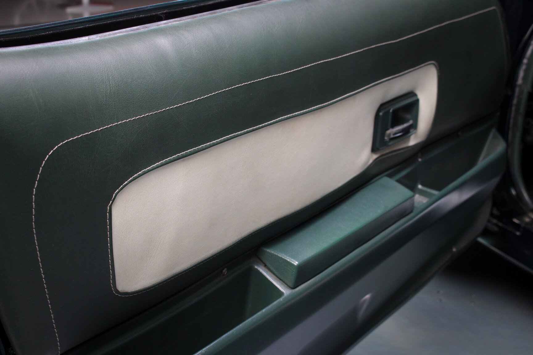 Interior image of 1975 Pontiac Firebird Formula