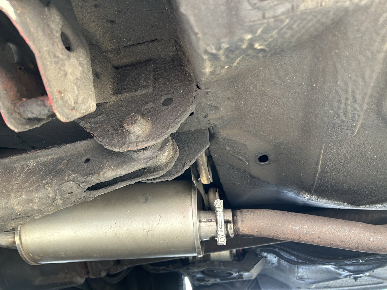Image of 1990 Volvo 240 GL mechanics