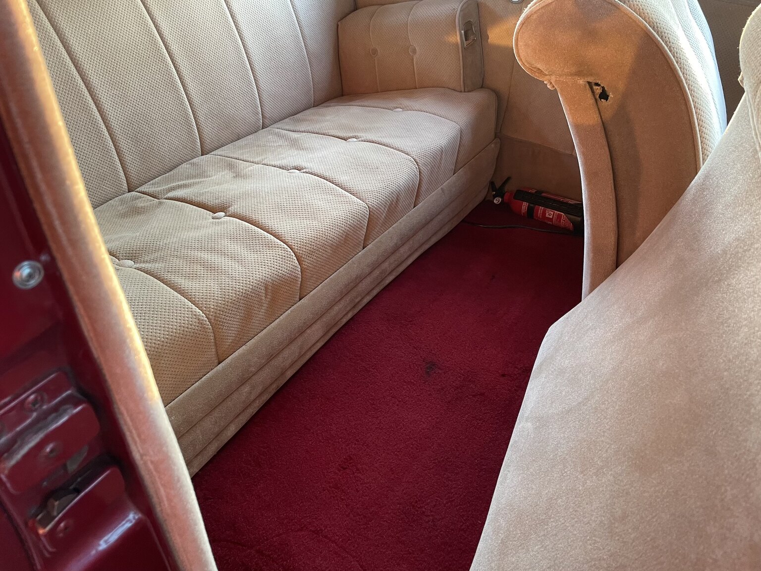 Interior image of 1940 Hudson Modell 40 Traveller Brougham 