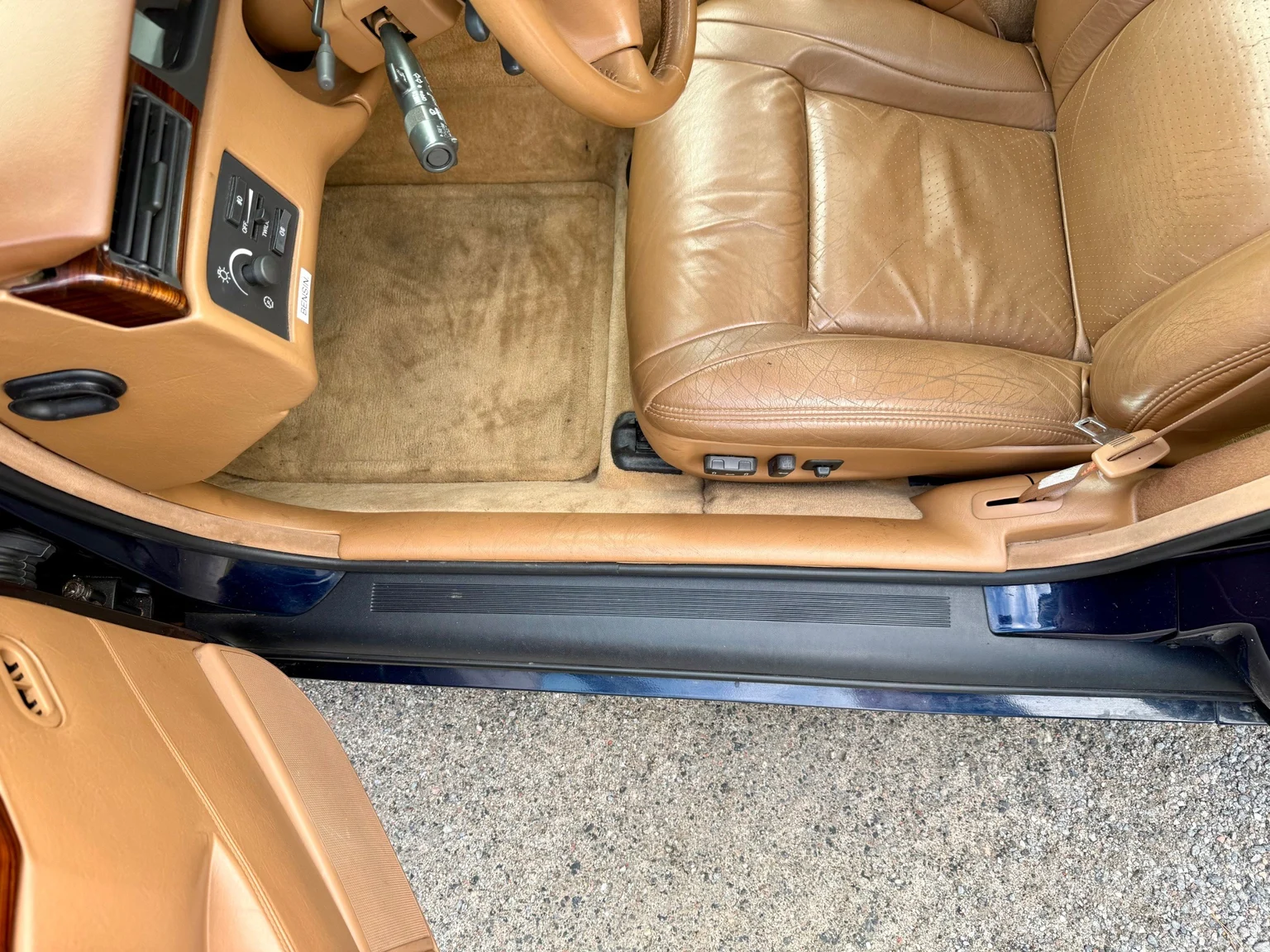 Innenraumfoto von 1997 Cadillac STS Seville 4.6 V8 (10)