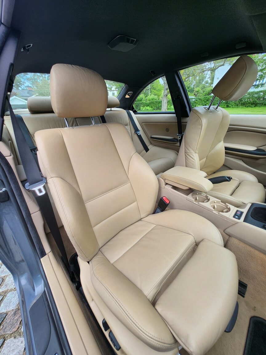 Interiörbild 2002  BMW 330Ci 