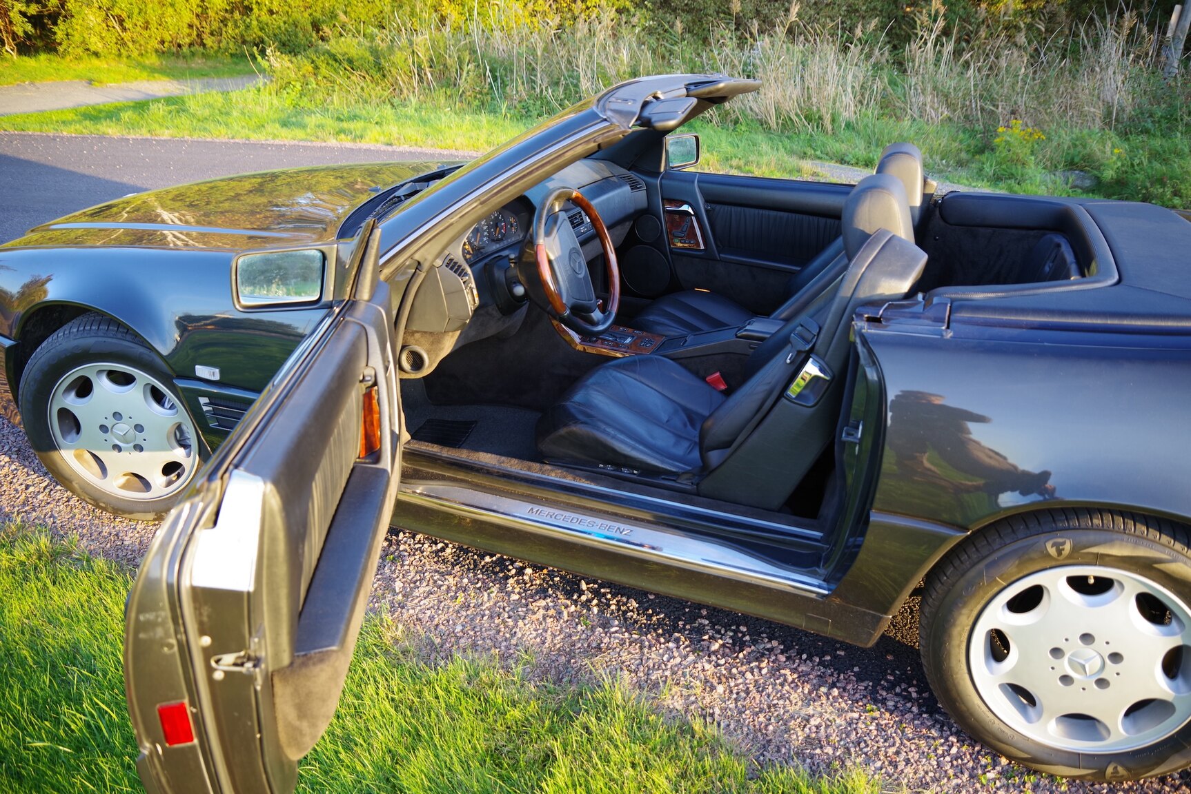 Interiörbild 1992 Mercedes-Benz 300 SL-24
