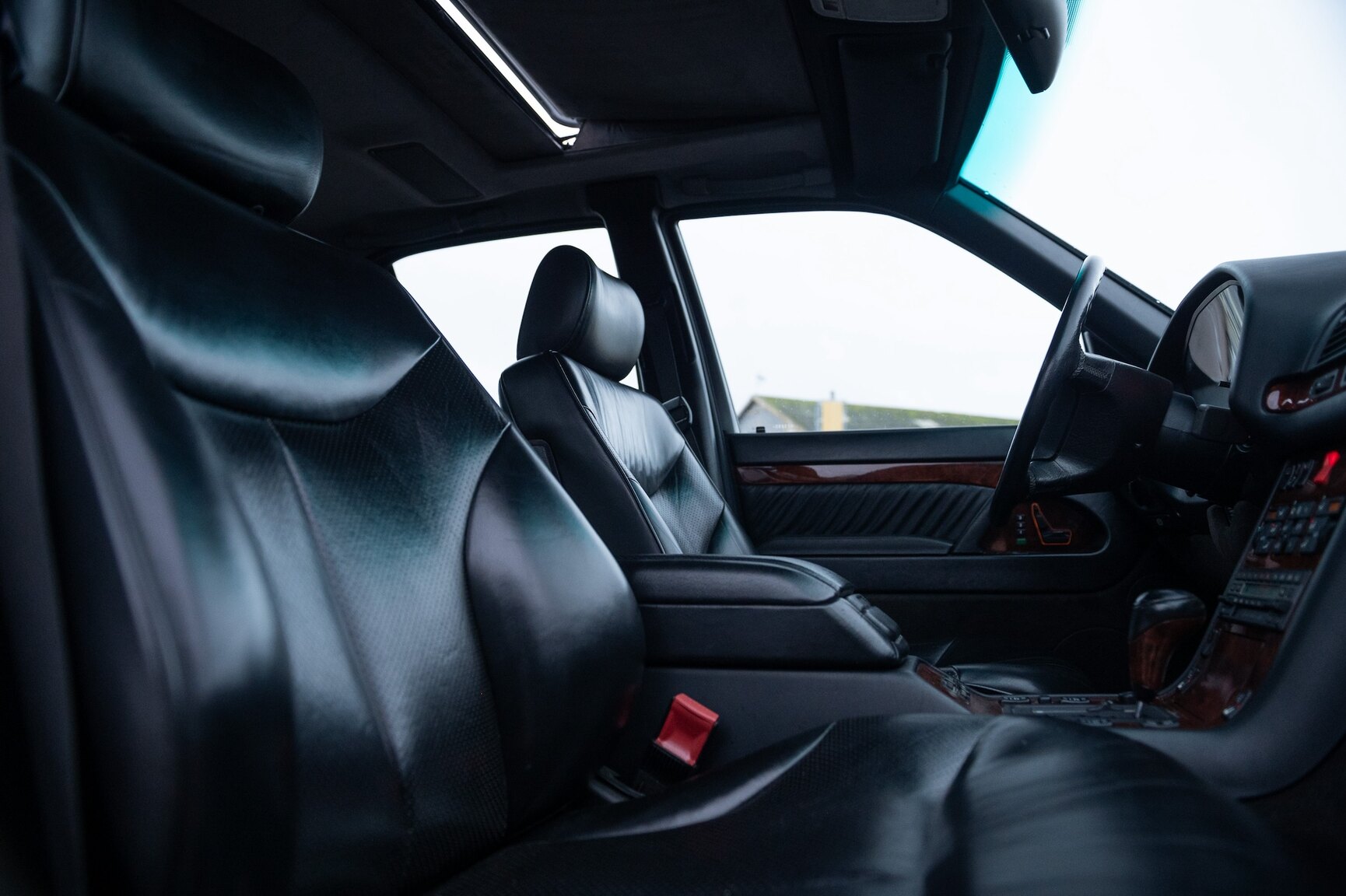 Innenraumfoto von 1992 Mercedes-Benz 500 SE