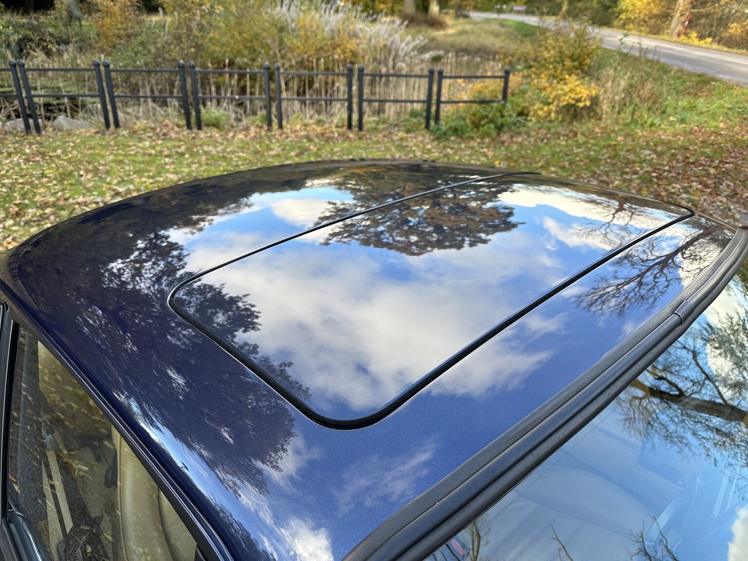 Exterior image of 1986 Porsche 911 Carrera 3.2