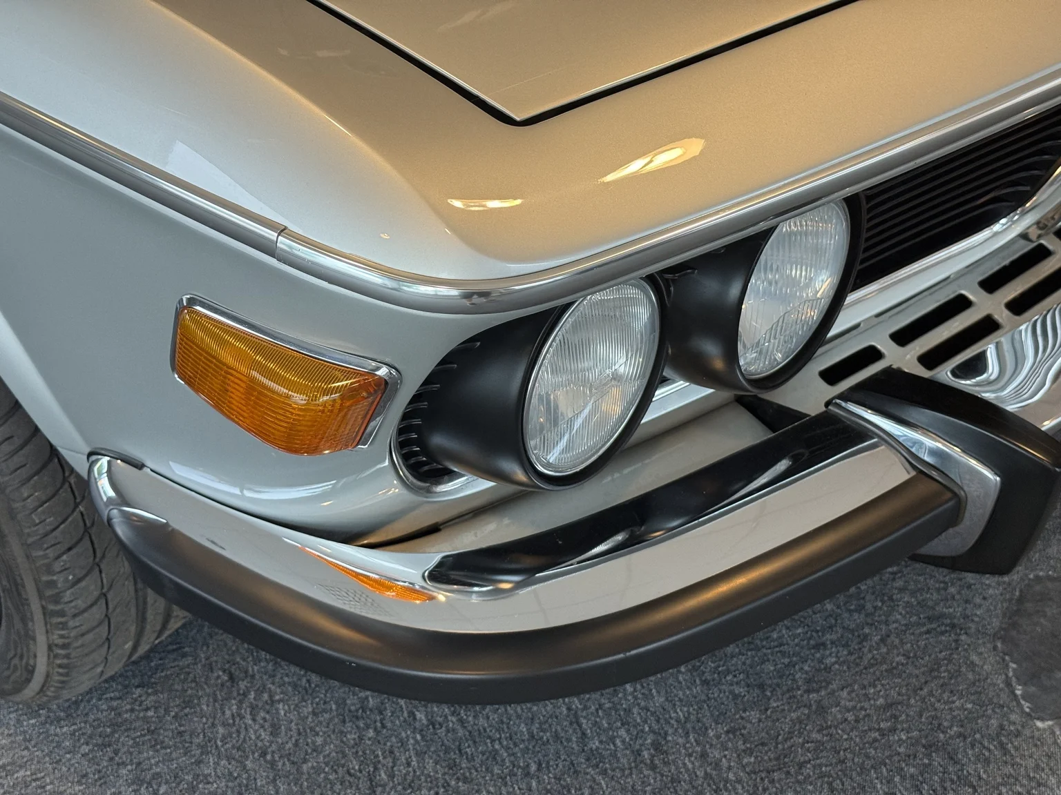 Exteriörbild på 1972 BMW E9 3.0 CSI (32)