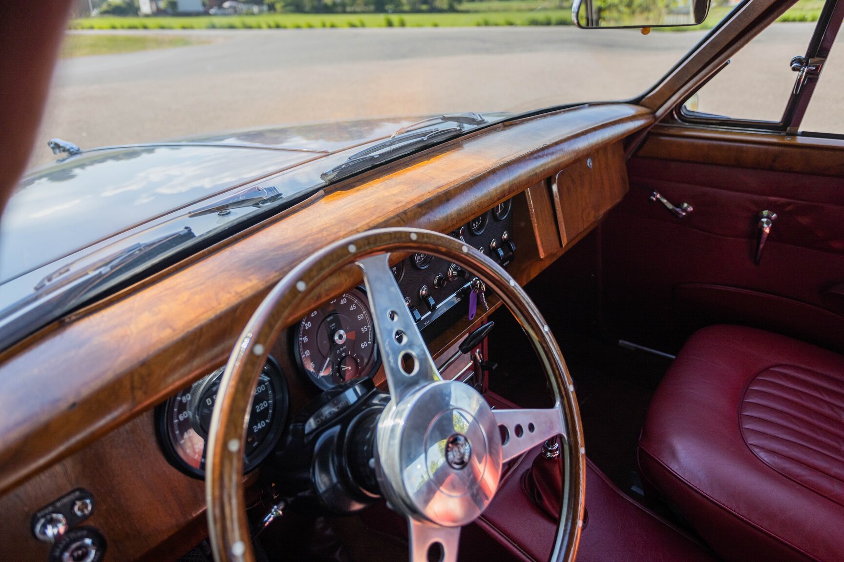 Innenraumfoto von 1968 Jaguar 340 XK Mark II