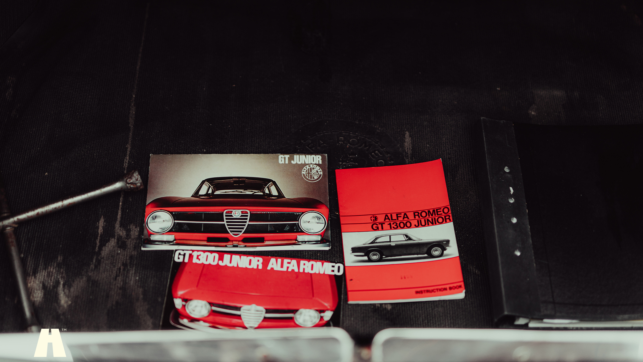 Interiörbild 1972 Alfa Romeo Giulia GT 1300 Junior