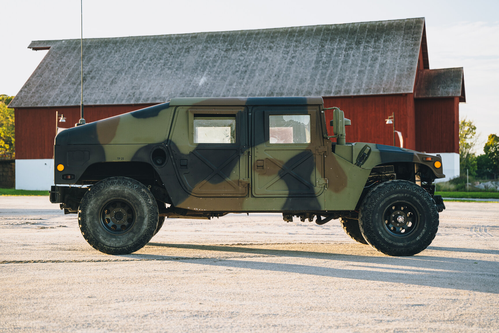 Exterior image of 1987 Chevrolet/Humvee H1 Slantback