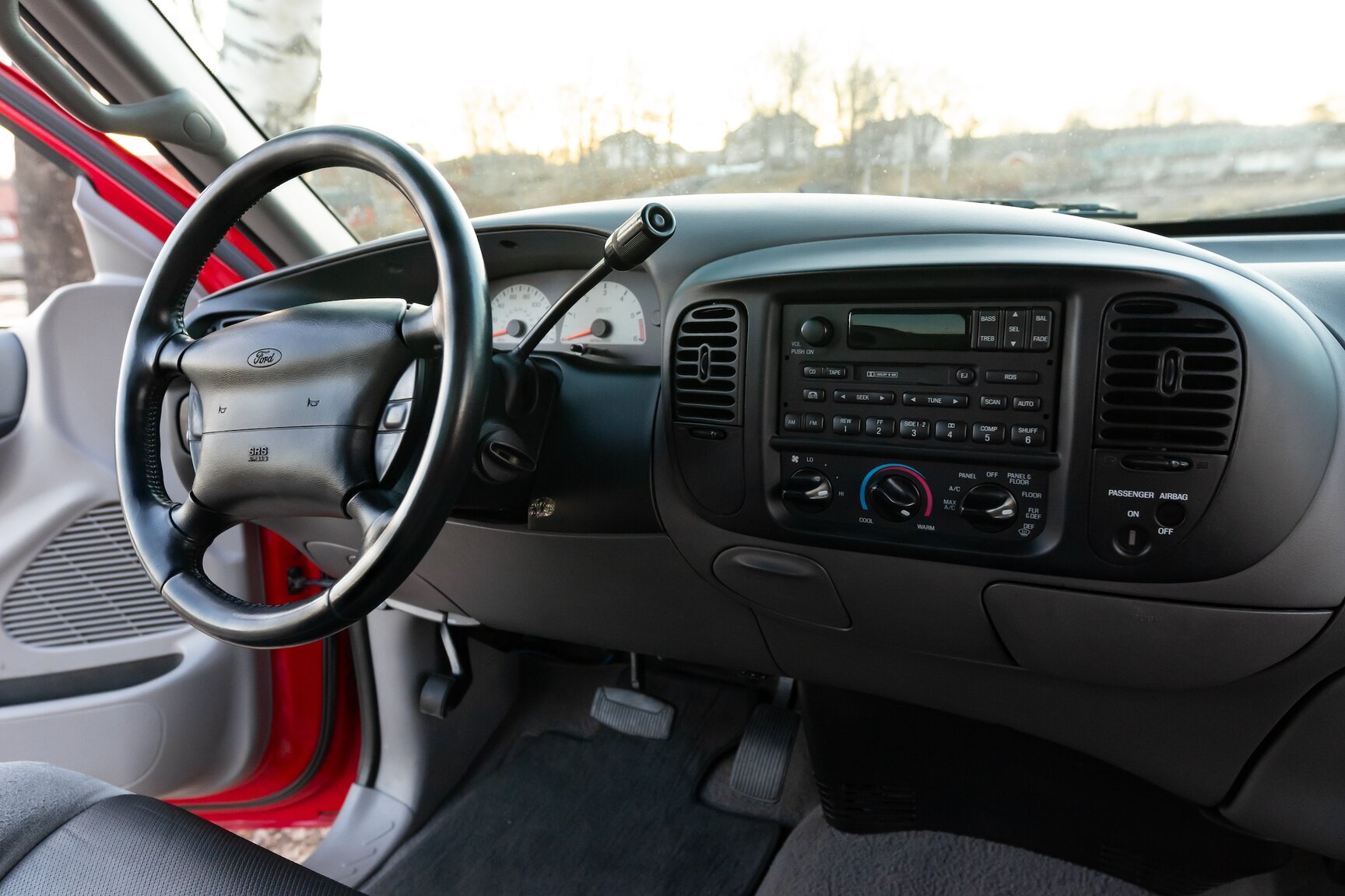Interiörbild 2000 FORD F-150 SVT Lightning