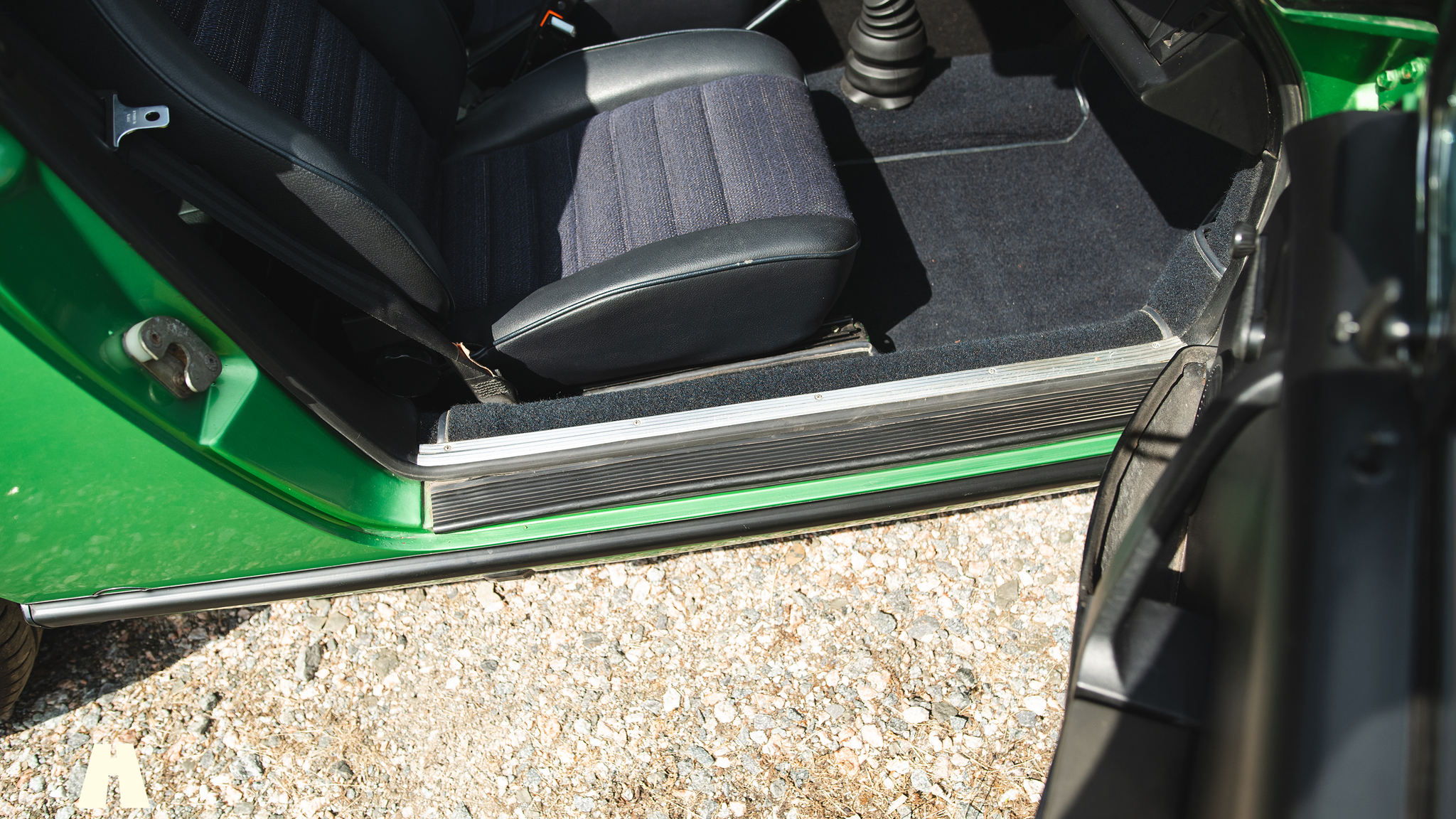 Interior image of 1976 Porsche 911 Targa