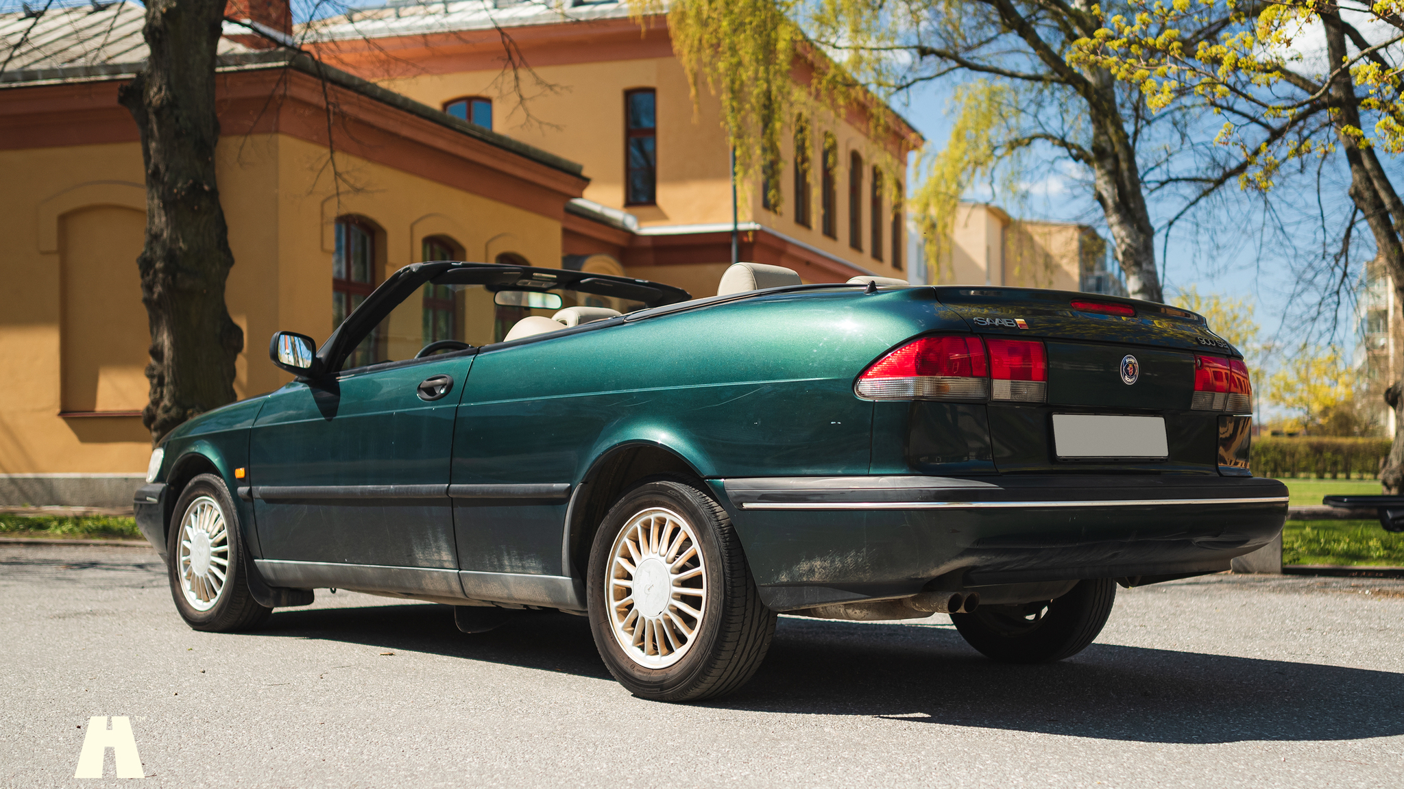 Exteriörbild på 1995 SAAB 900 SE V6 Automat