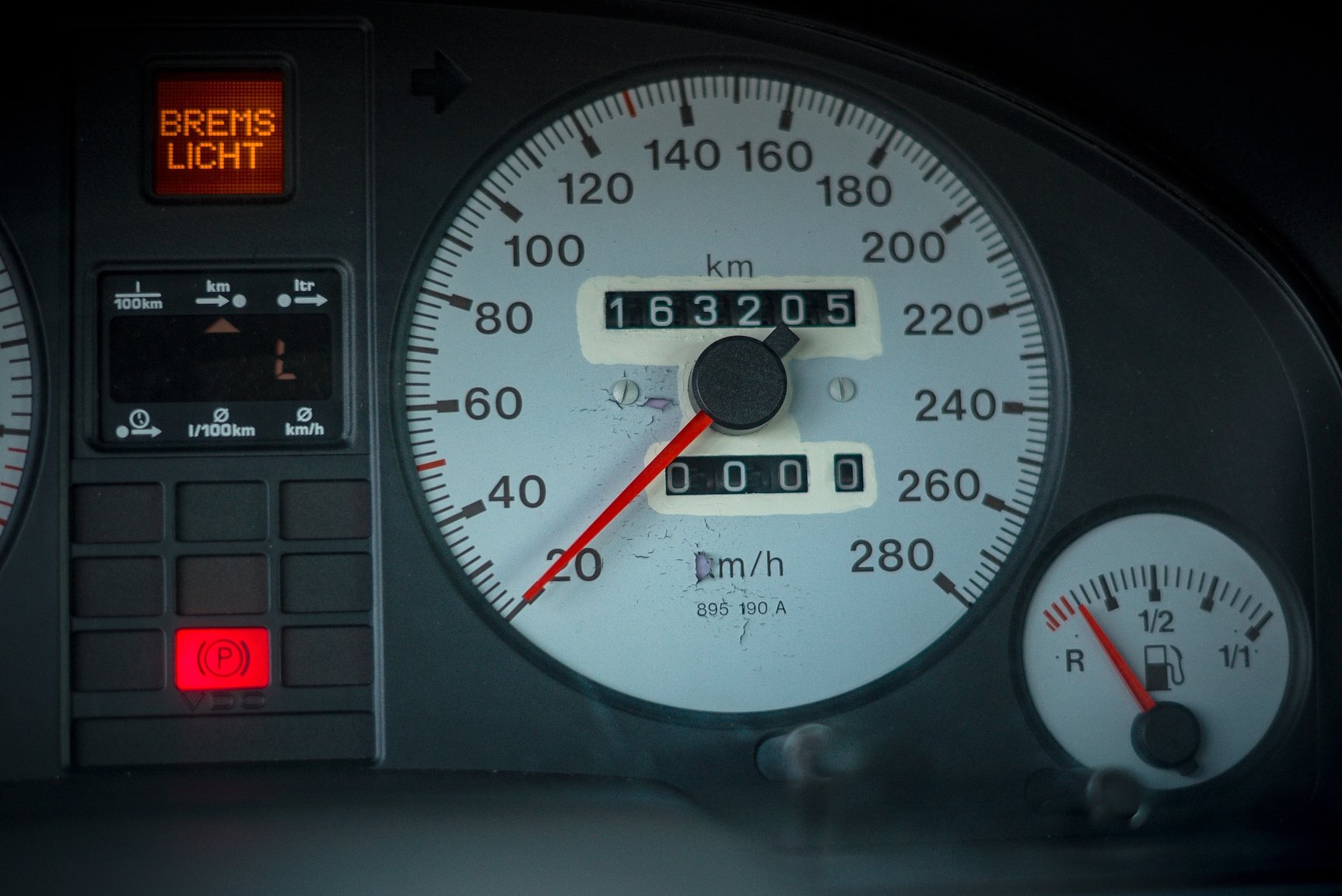 Innenraumfoto von 1992 Audi quattro S2 Abt C5