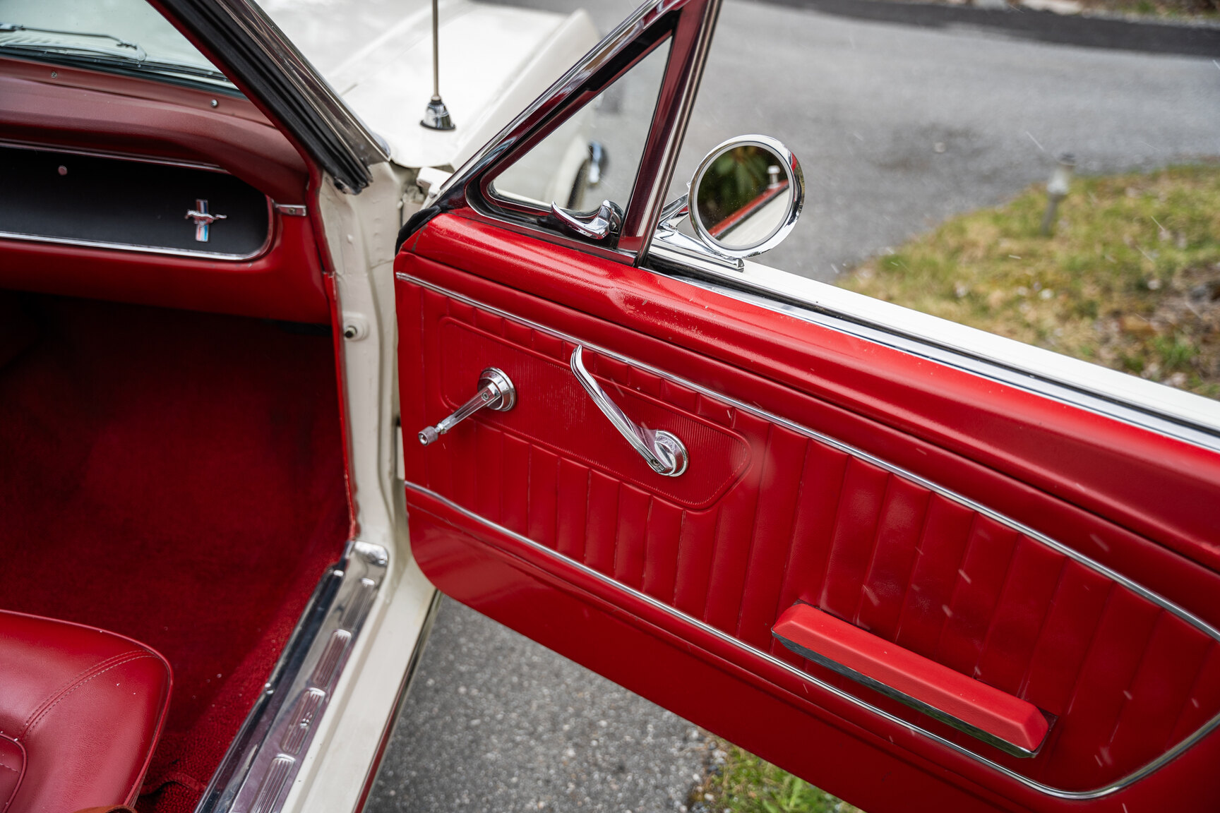 Innenraumfoto von 1965 Ford Mustang Cabriolet (14)
