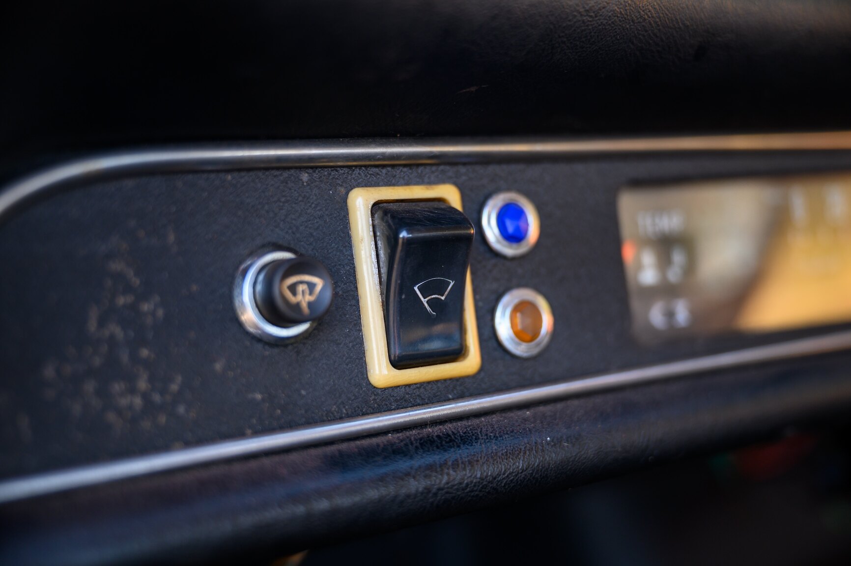 Interior image of 1970 BMC Morris 1300 MKII