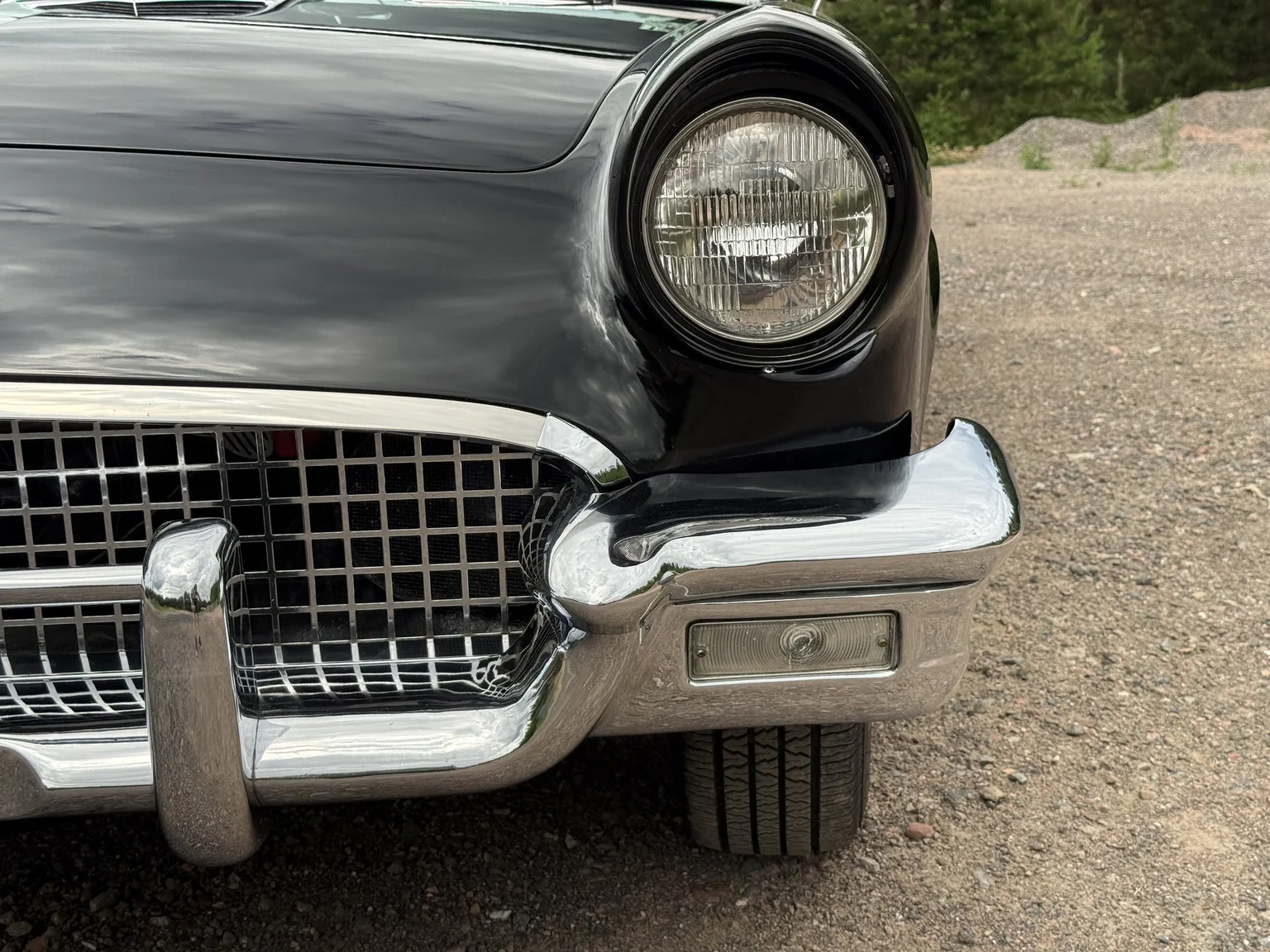 Aussenfoto 1957 Ford Thunderbird (22)
