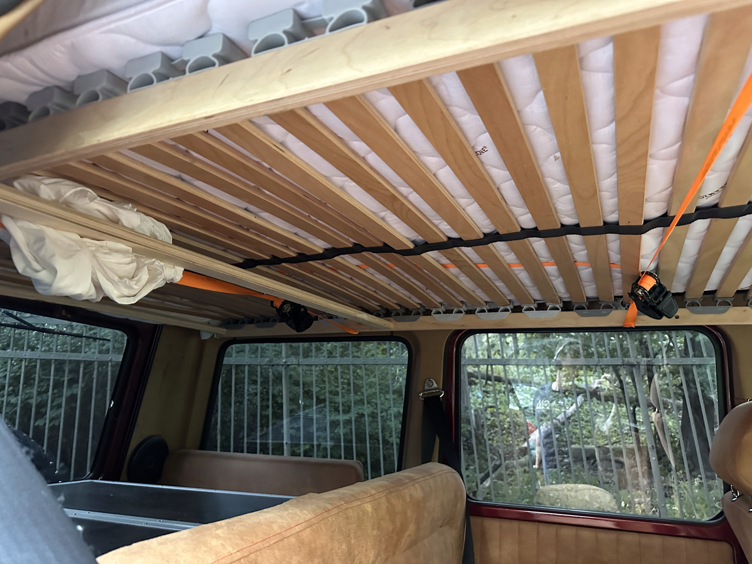 Interior image of 1986 Mercedes 280 GE (16)